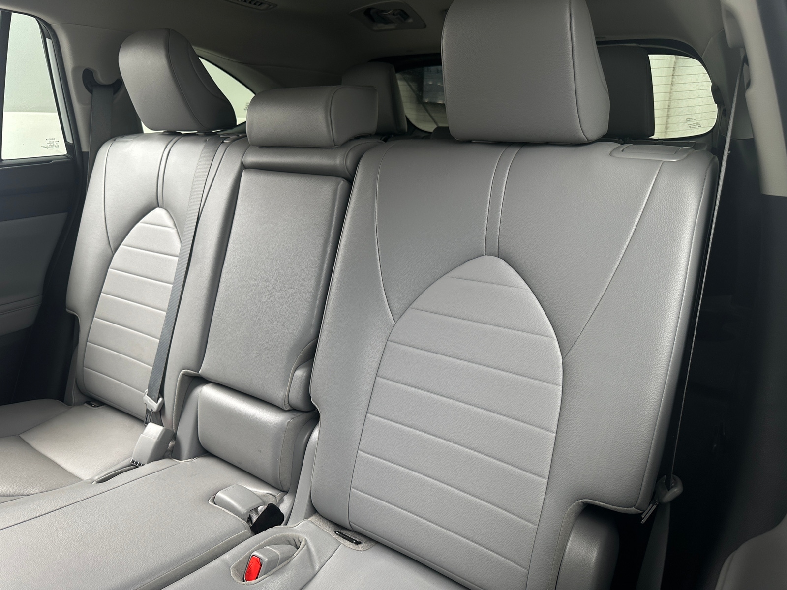 Thumbnail: 2022 Toyota Highlander - 5