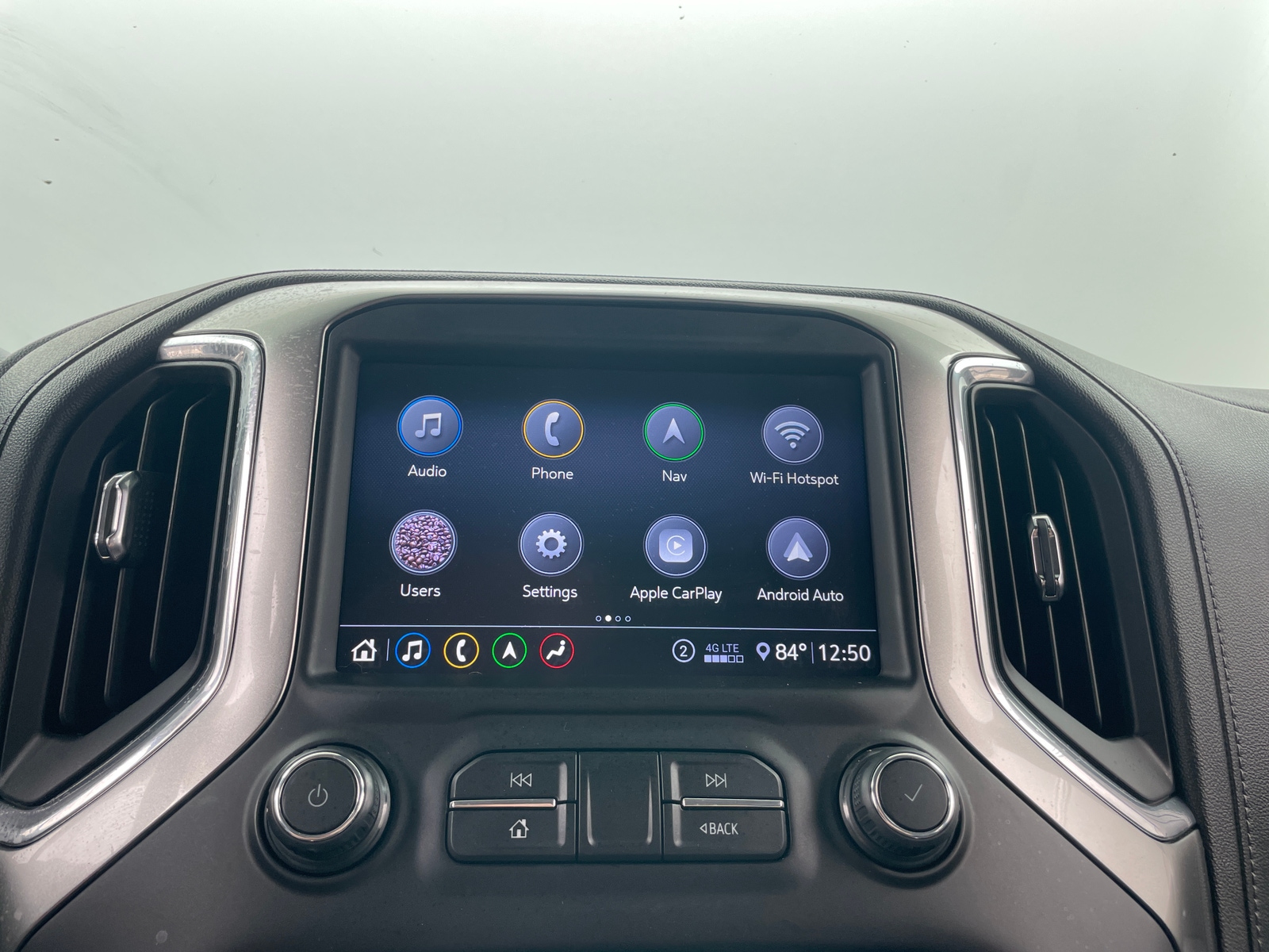 Thumbnail: 2020 Chevrolet Silverado 1500 - 3
