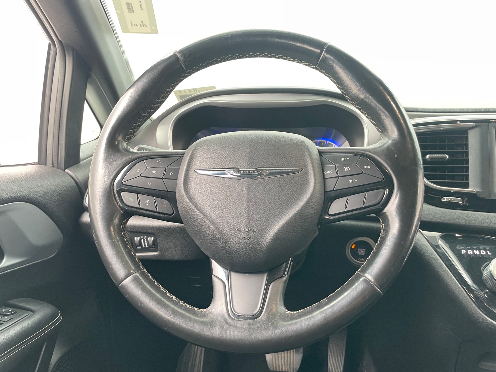 Thumbnail: 2020 Chrysler Pacifica - 5