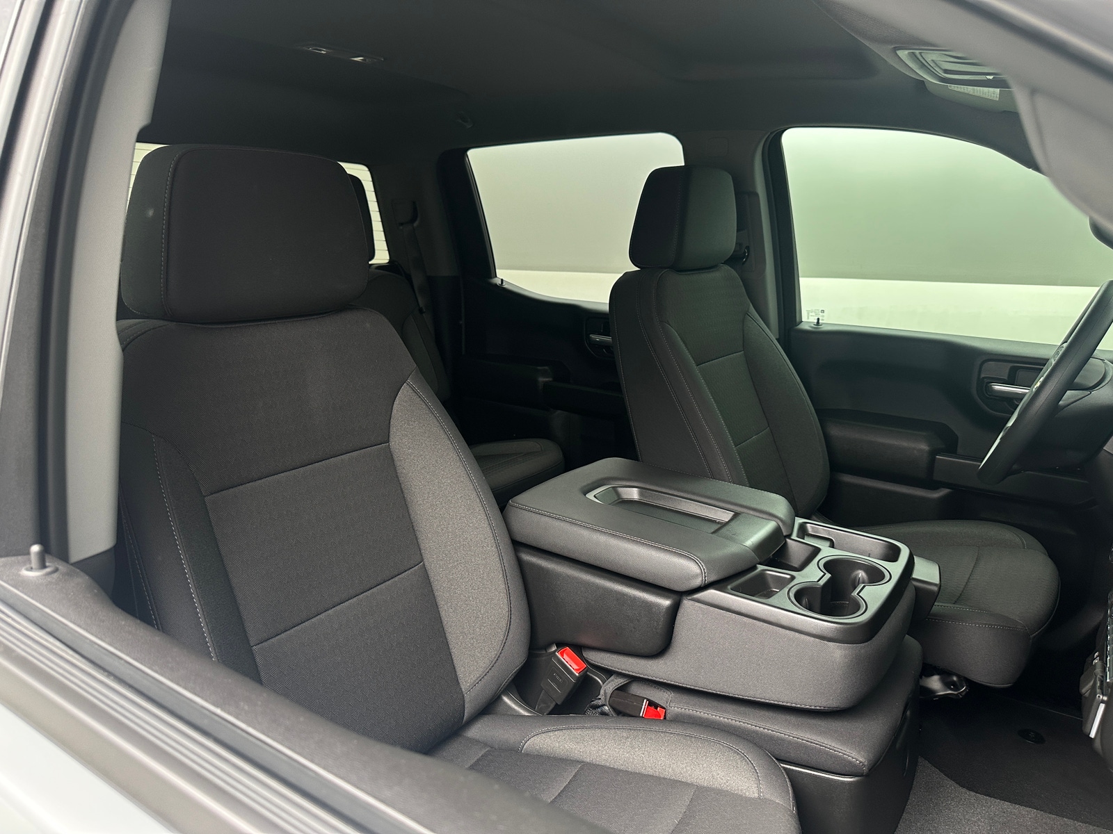 Thumbnail: 2025 Chevrolet Silverado 1500 - 2