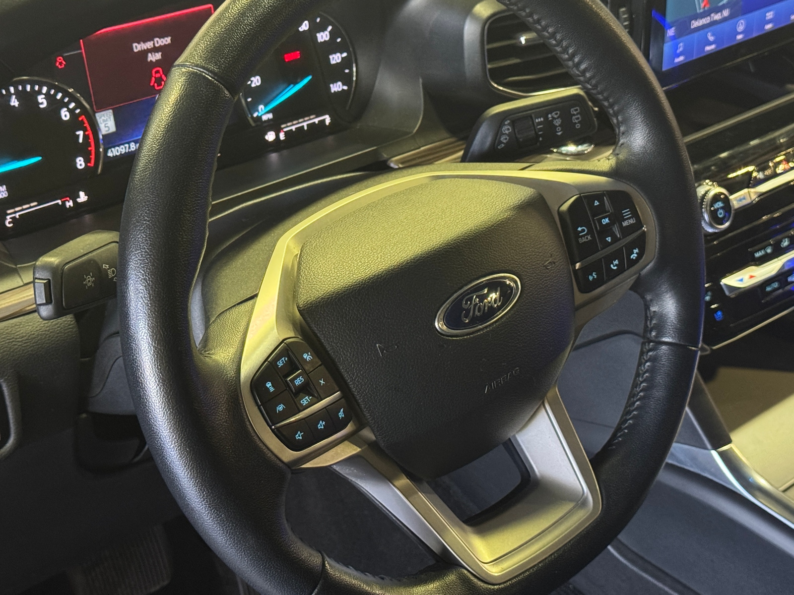 Thumbnail: 2023 Ford Explorer - 4