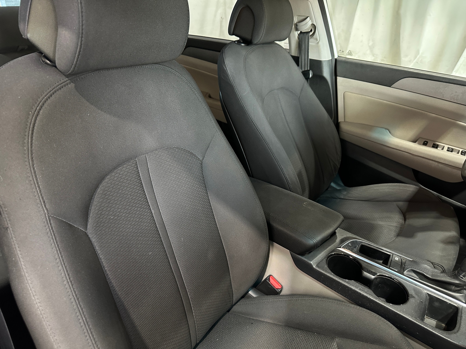 Thumbnail: 2015 Hyundai Sonata - 2