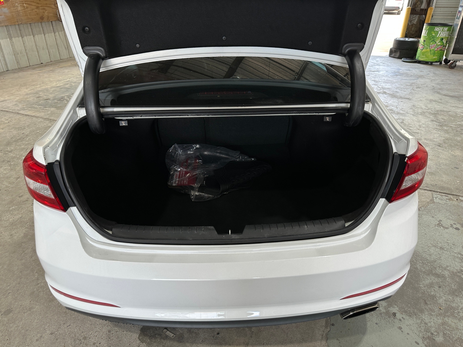 Thumbnail: 2015 Hyundai Sonata - 7
