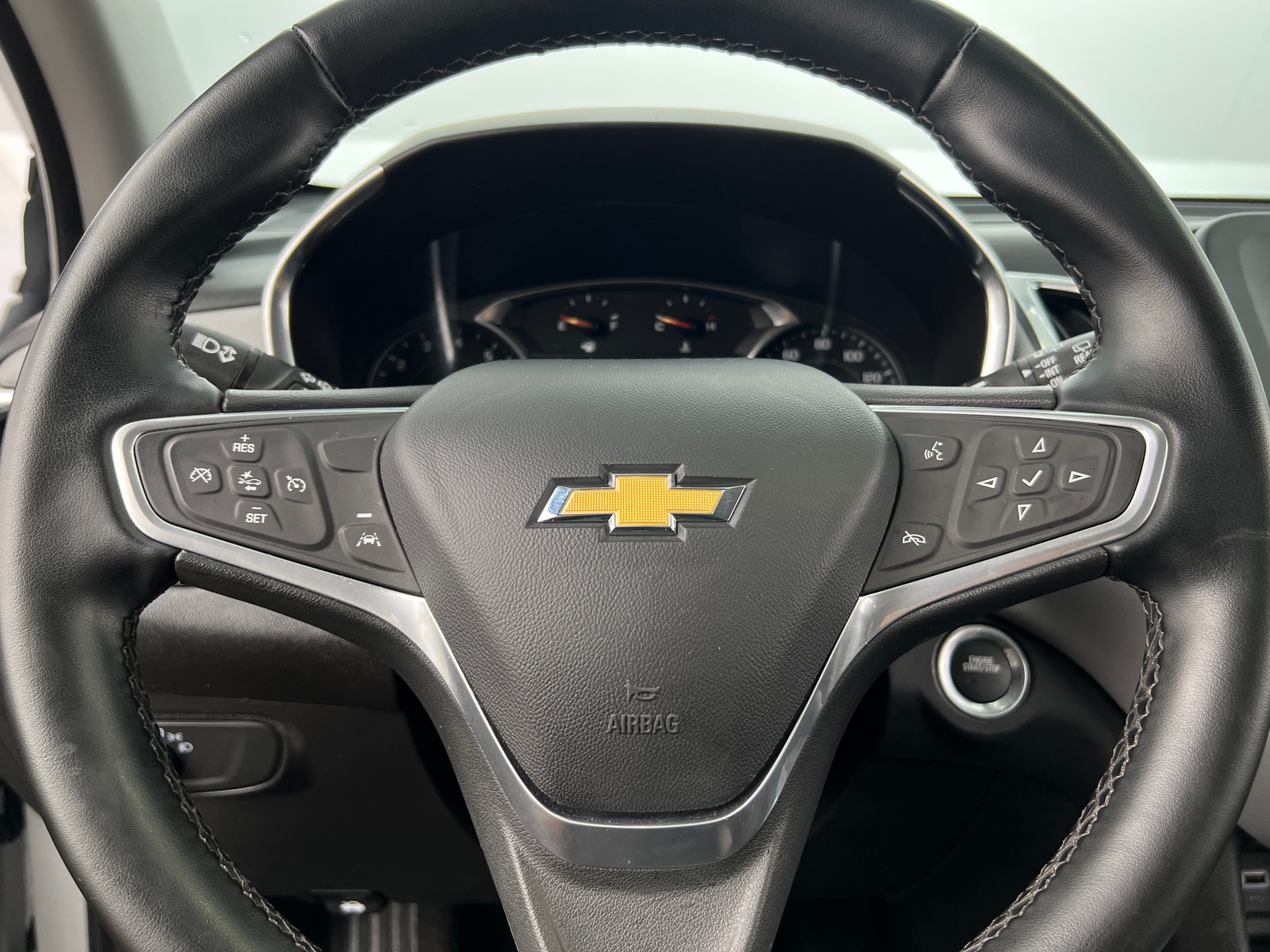 Thumbnail: 2023 Chevrolet Equinox - 5