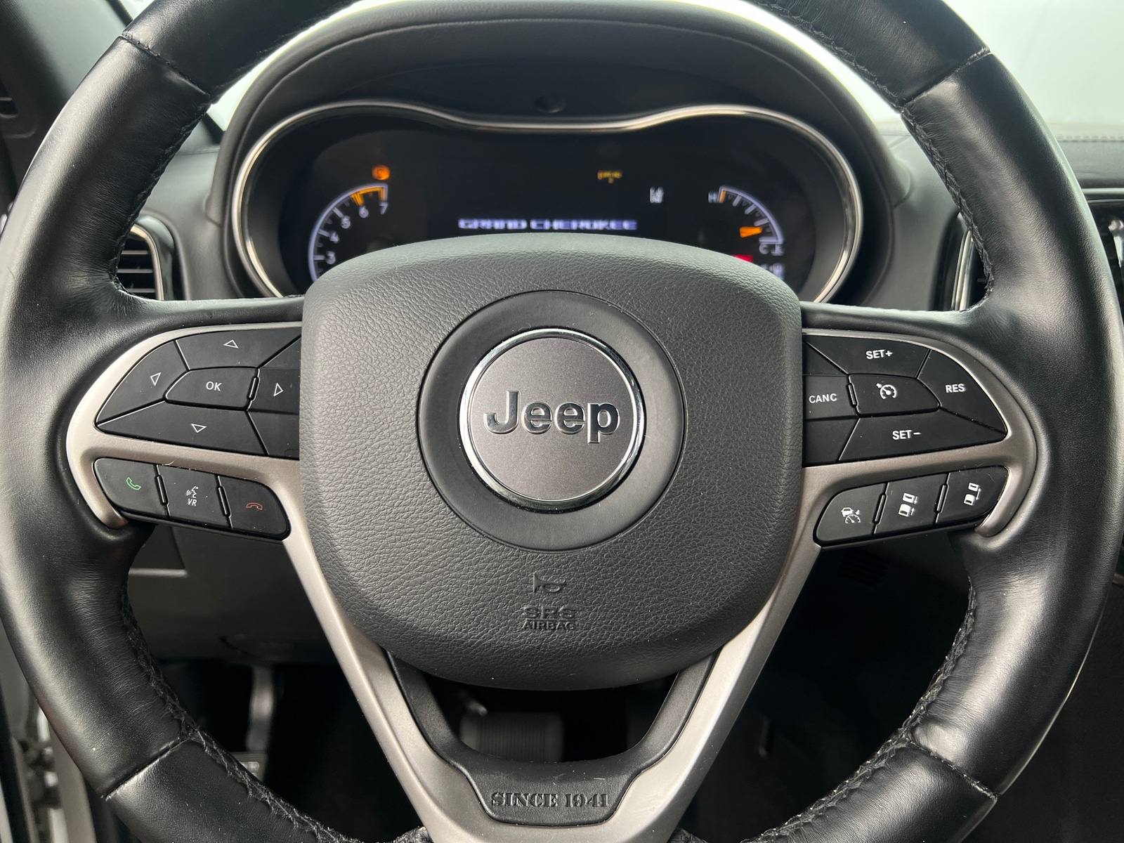 Thumbnail: 2020 Jeep Grand Cherokee - 4