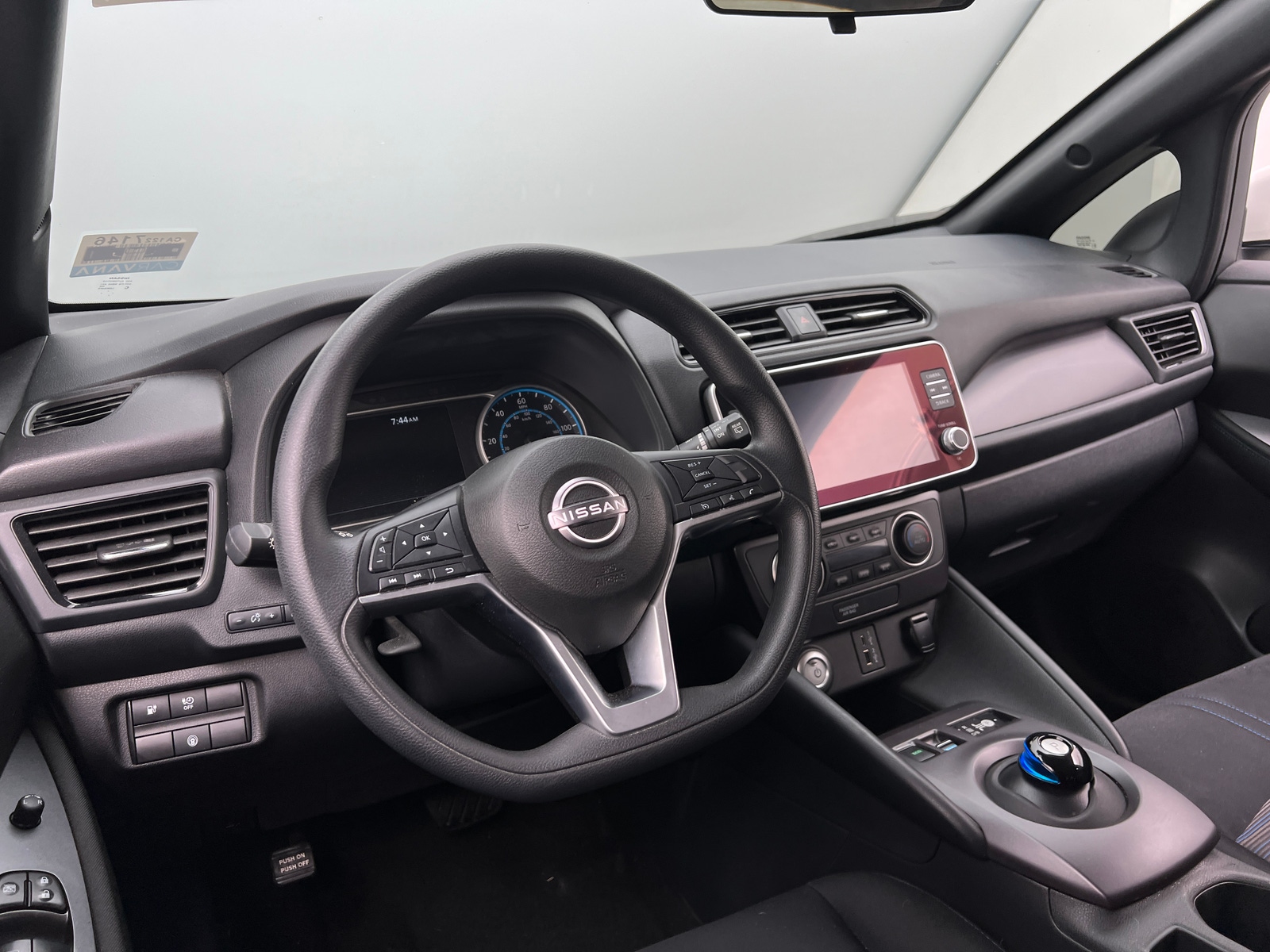 Thumbnail: 2023 Nissan Leaf - 3