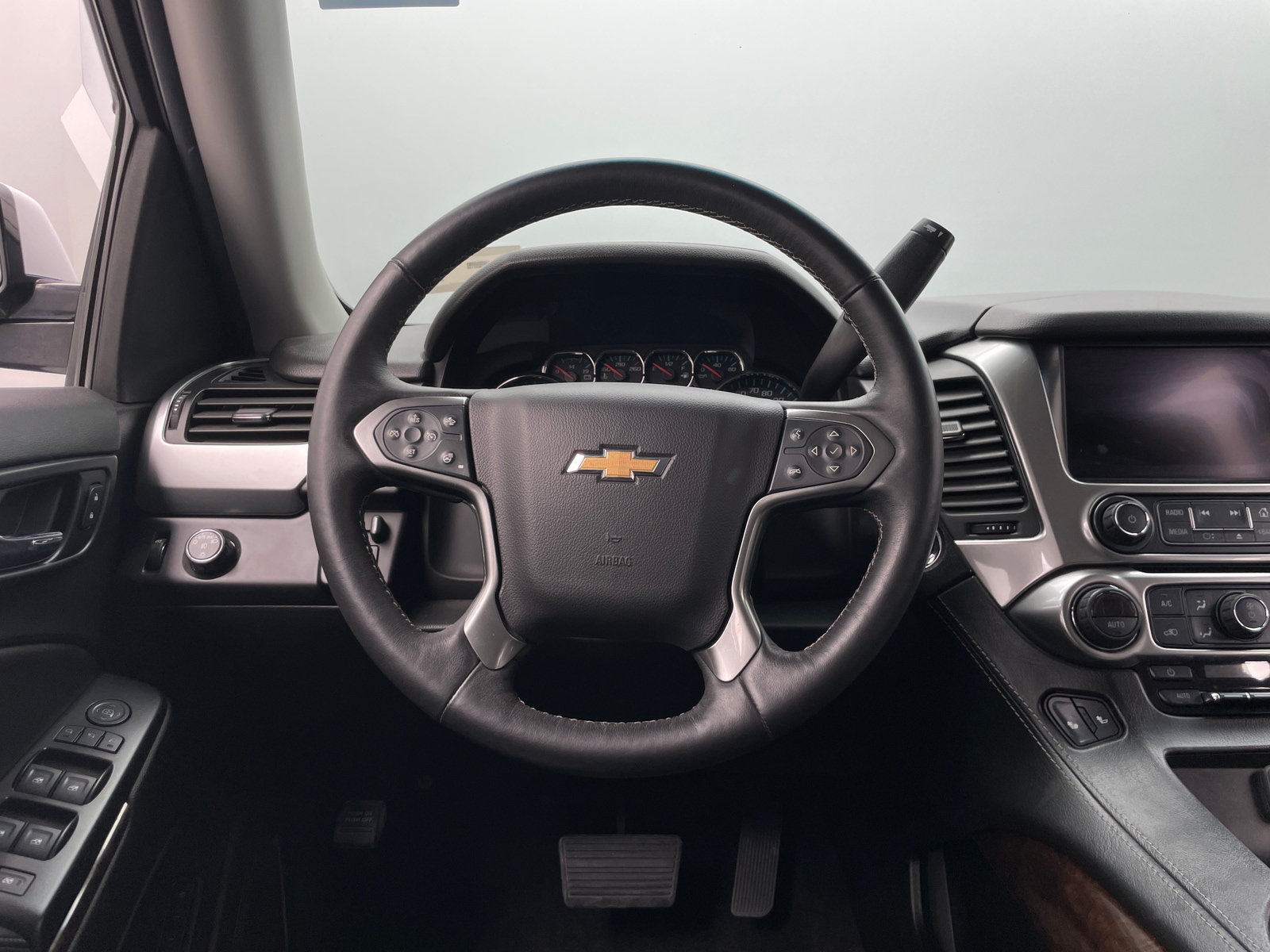 Thumbnail: 2018 Chevrolet Tahoe - 4
