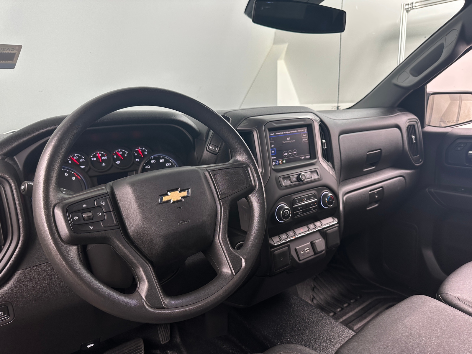 Thumbnail: 2023 Chevrolet Silverado 1500 - 3