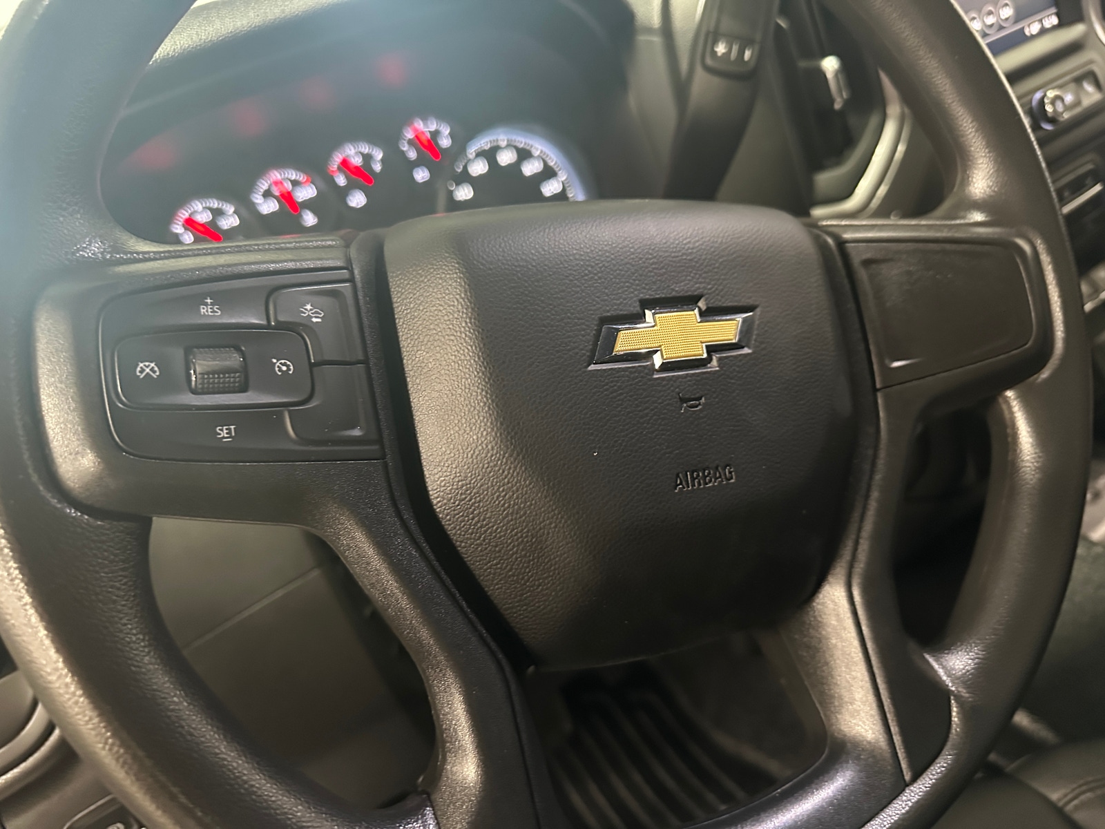 Thumbnail: 2023 Chevrolet Silverado 1500 - 5