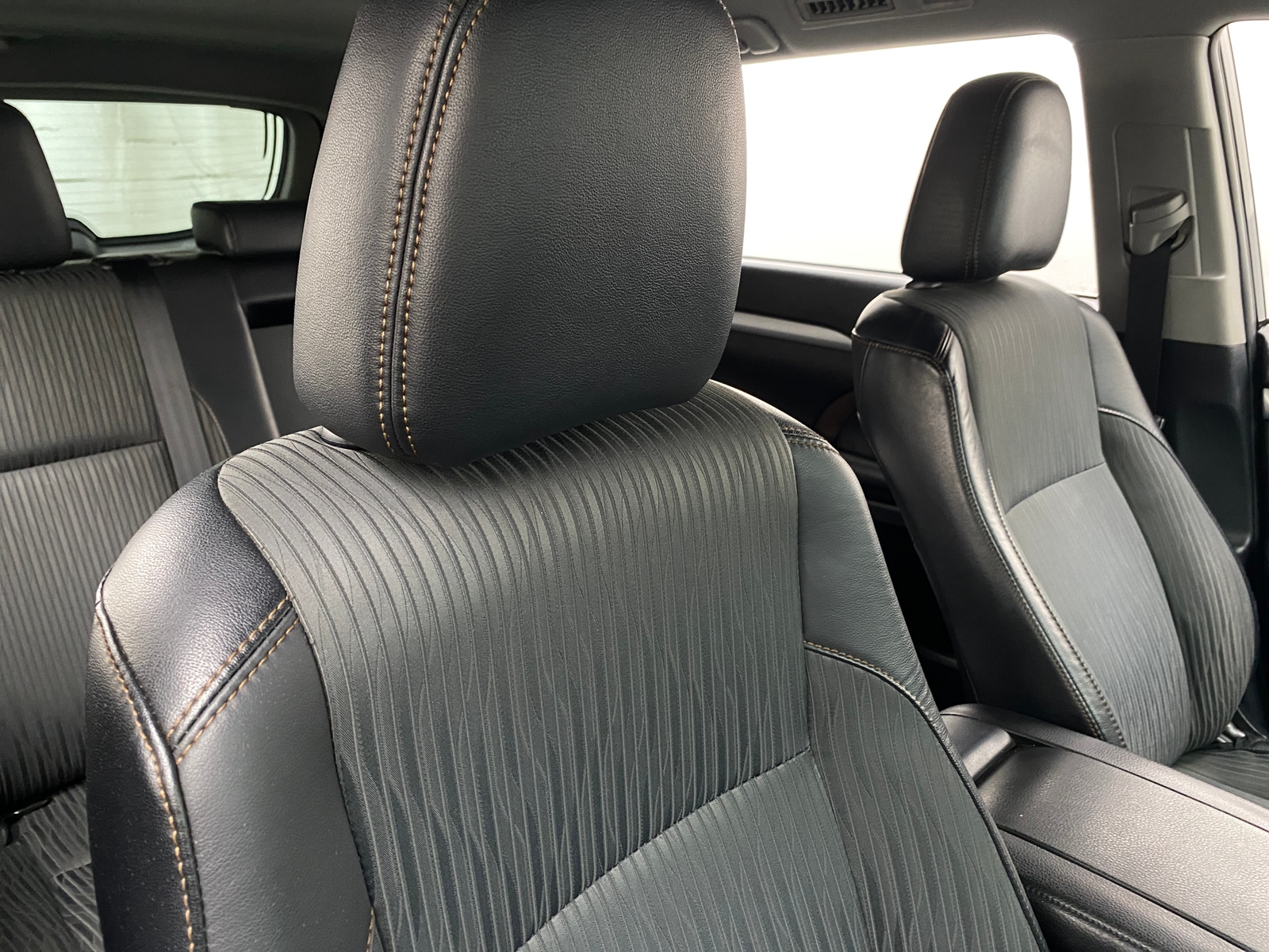 Thumbnail: 2019 Toyota Highlander - 2