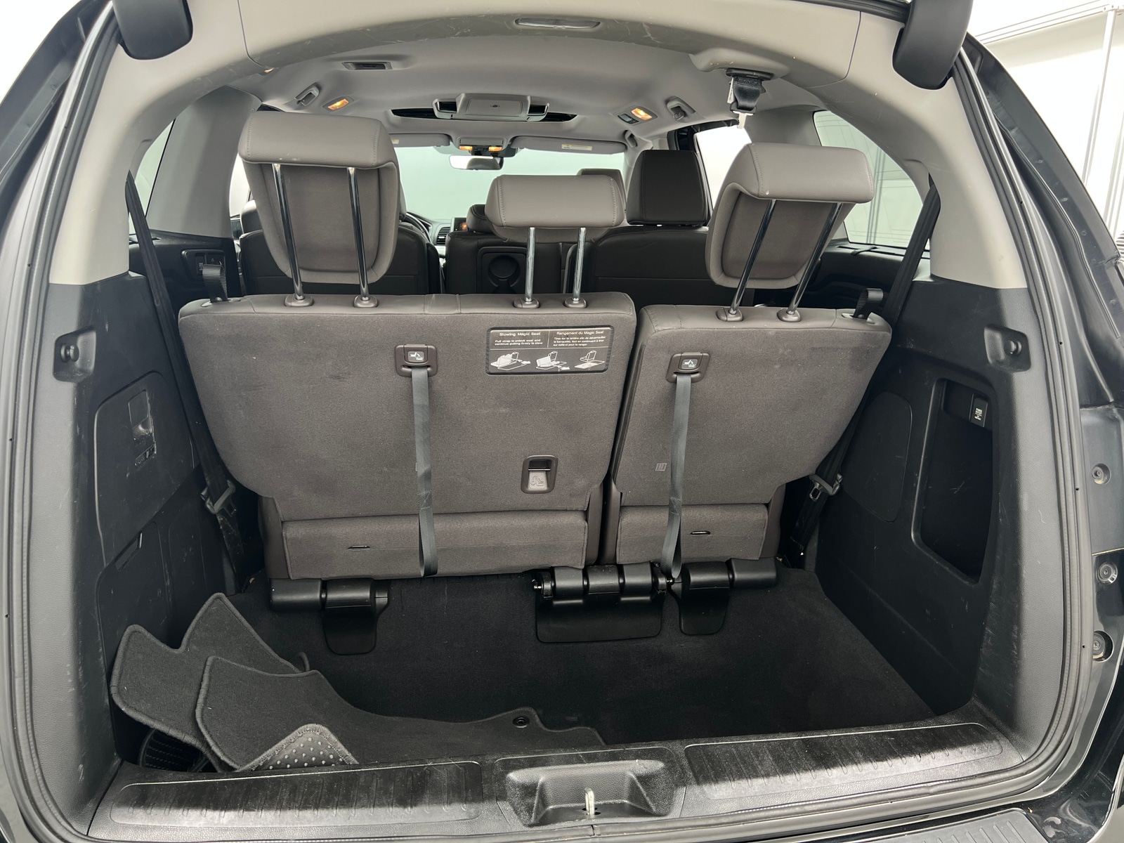 Thumbnail: 2019 Honda Odyssey - 6