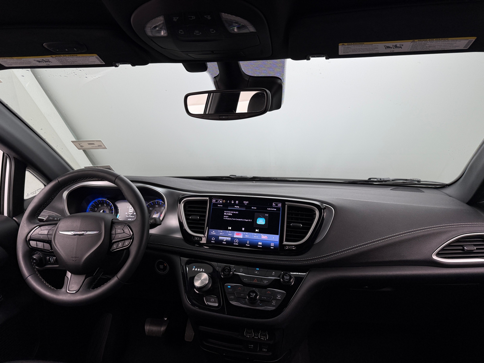 Thumbnail: 2022 Chrysler Pacifica - 2