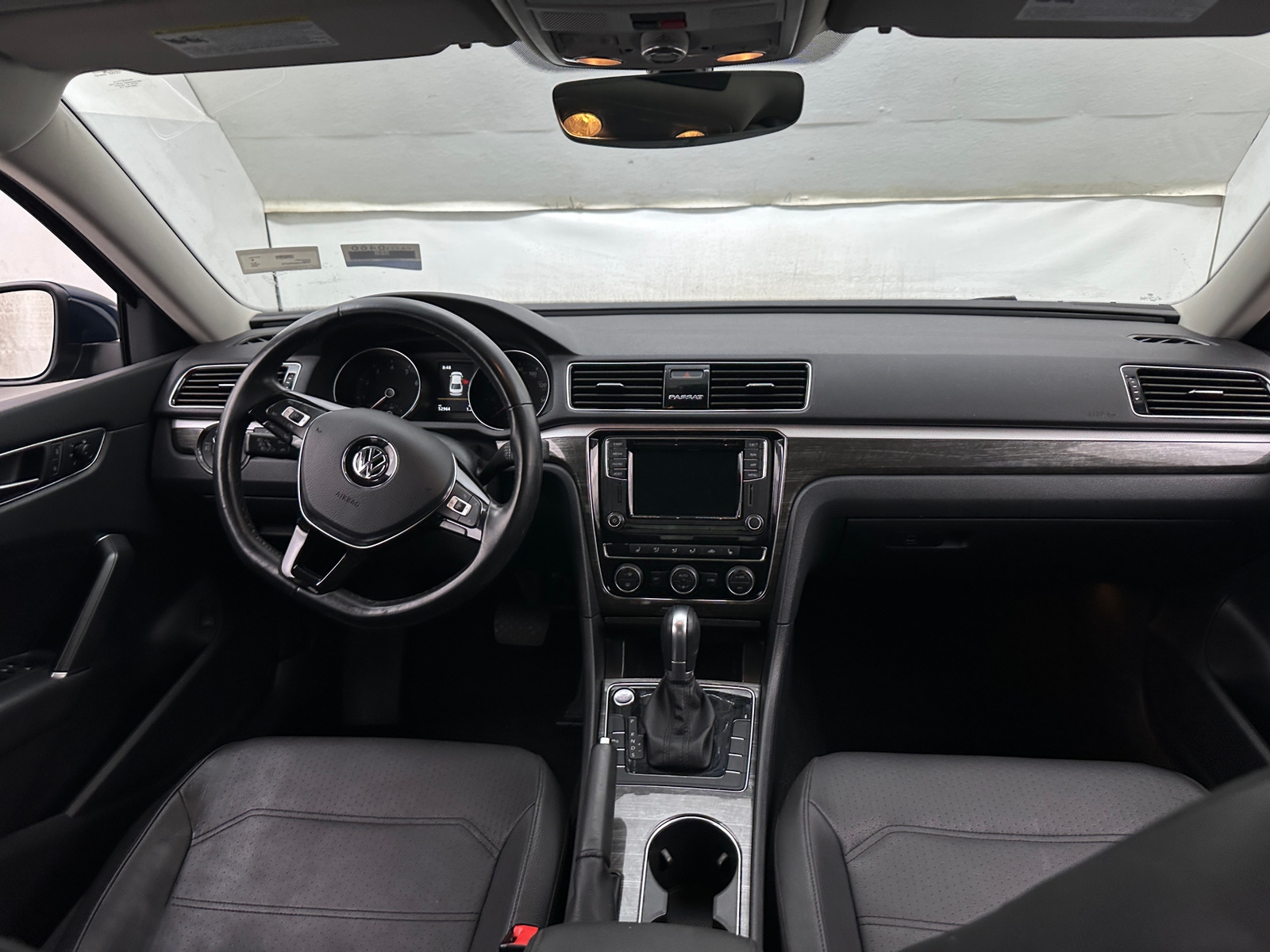 Thumbnail: 2018 Volkswagen Passat - 2
