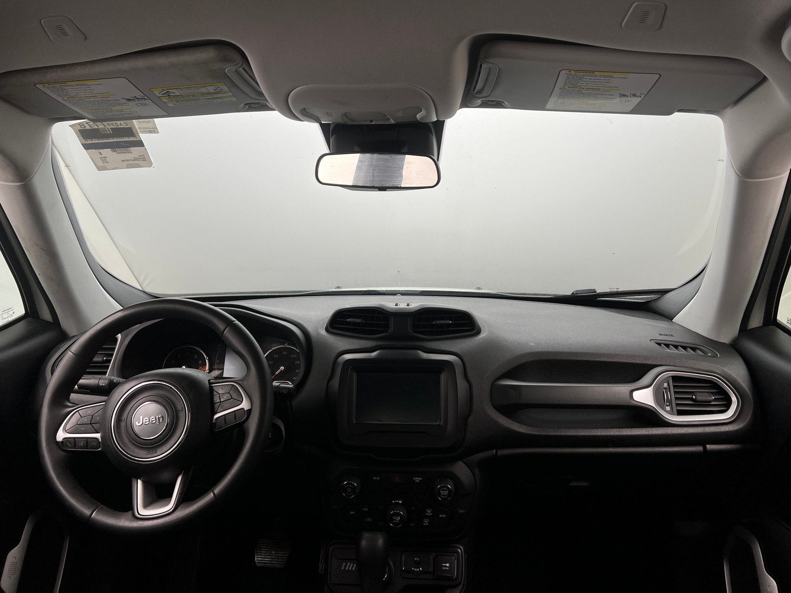 Thumbnail: 2018 Jeep Renegade - 3