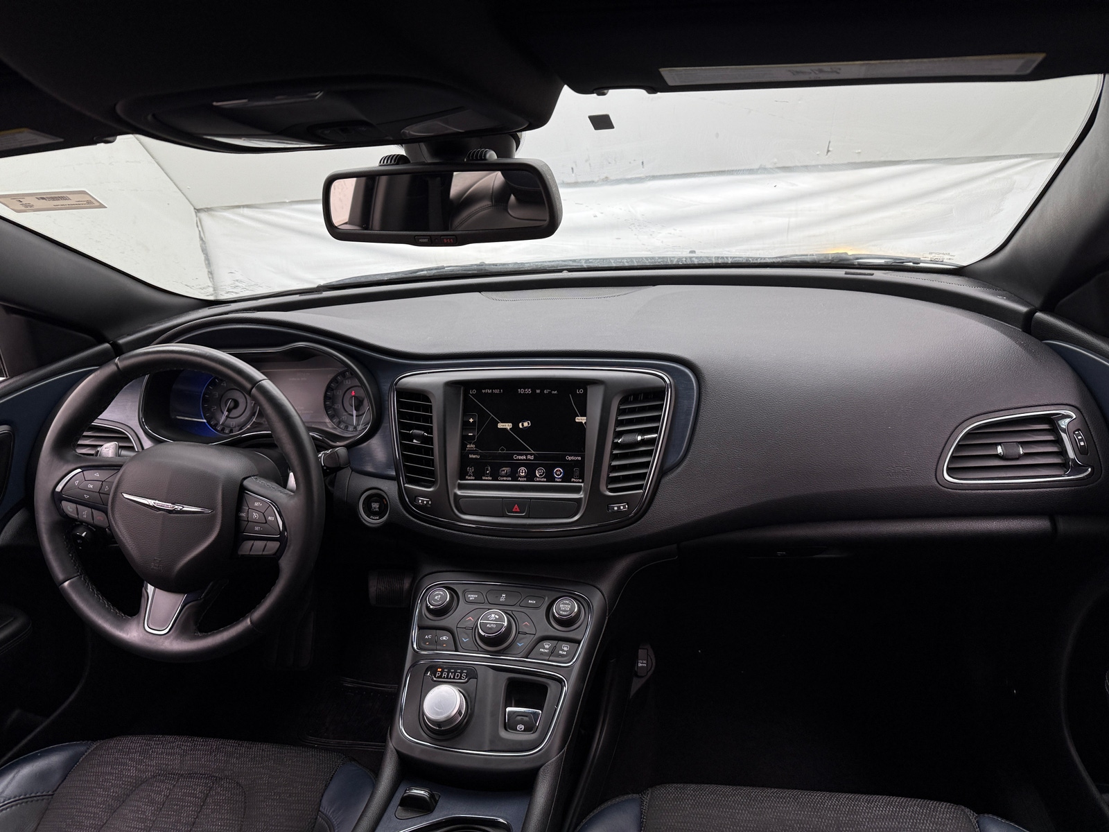 Thumbnail: 2016 Chrysler 200 - 3