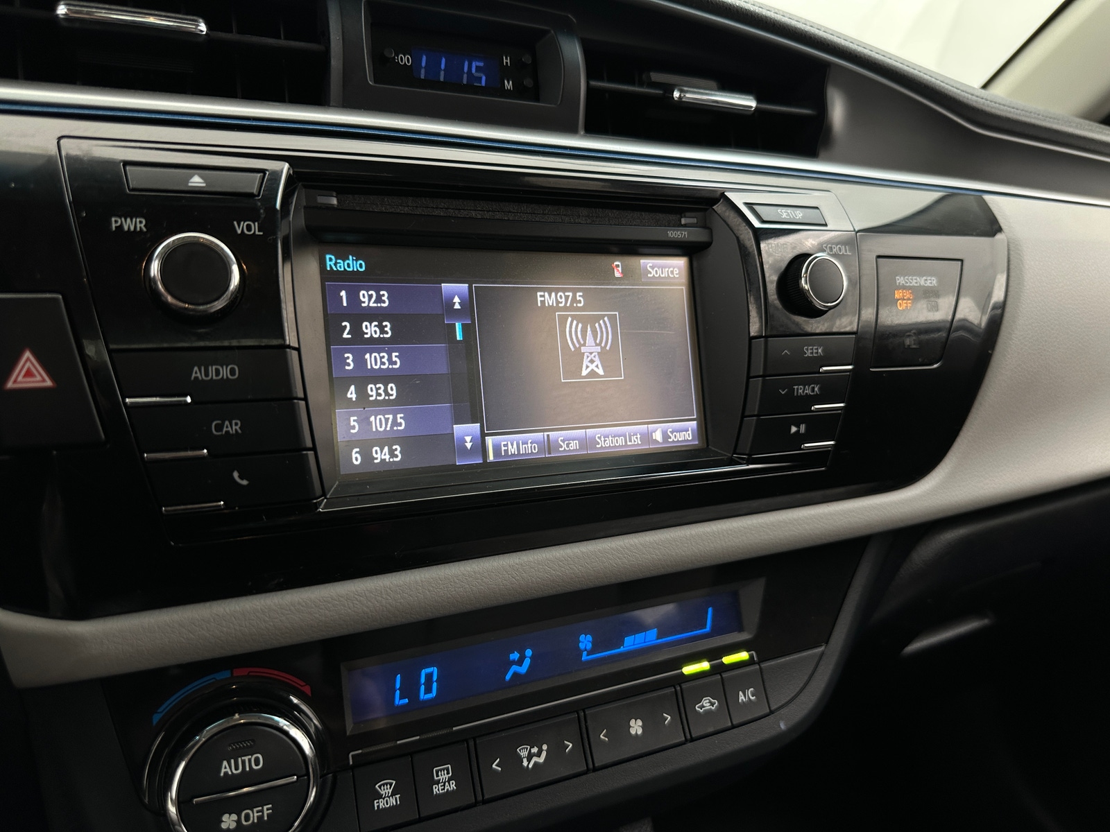 Thumbnail: 2016 Toyota Corolla - 4