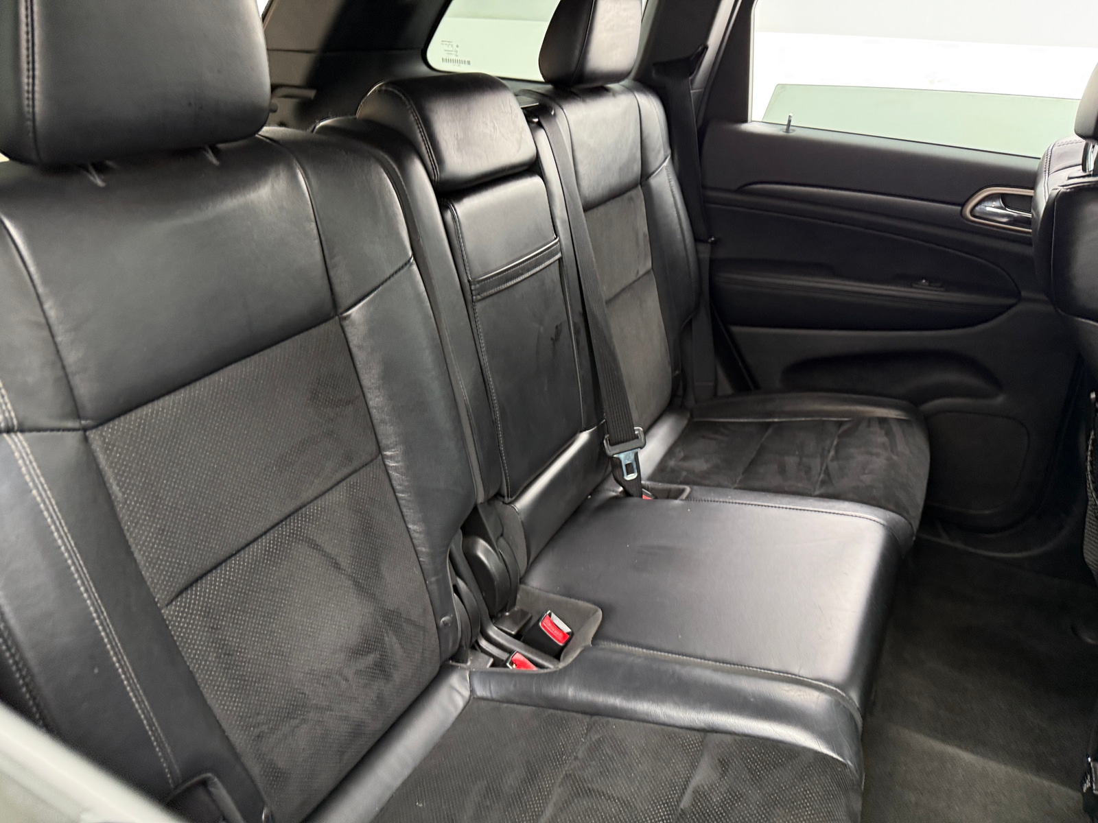 Thumbnail: 2015 Jeep Grand Cherokee - 5