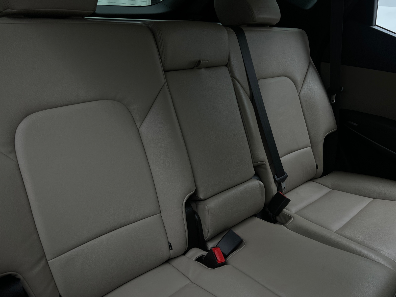 Thumbnail: 2017 Hyundai Santa Fe - 6