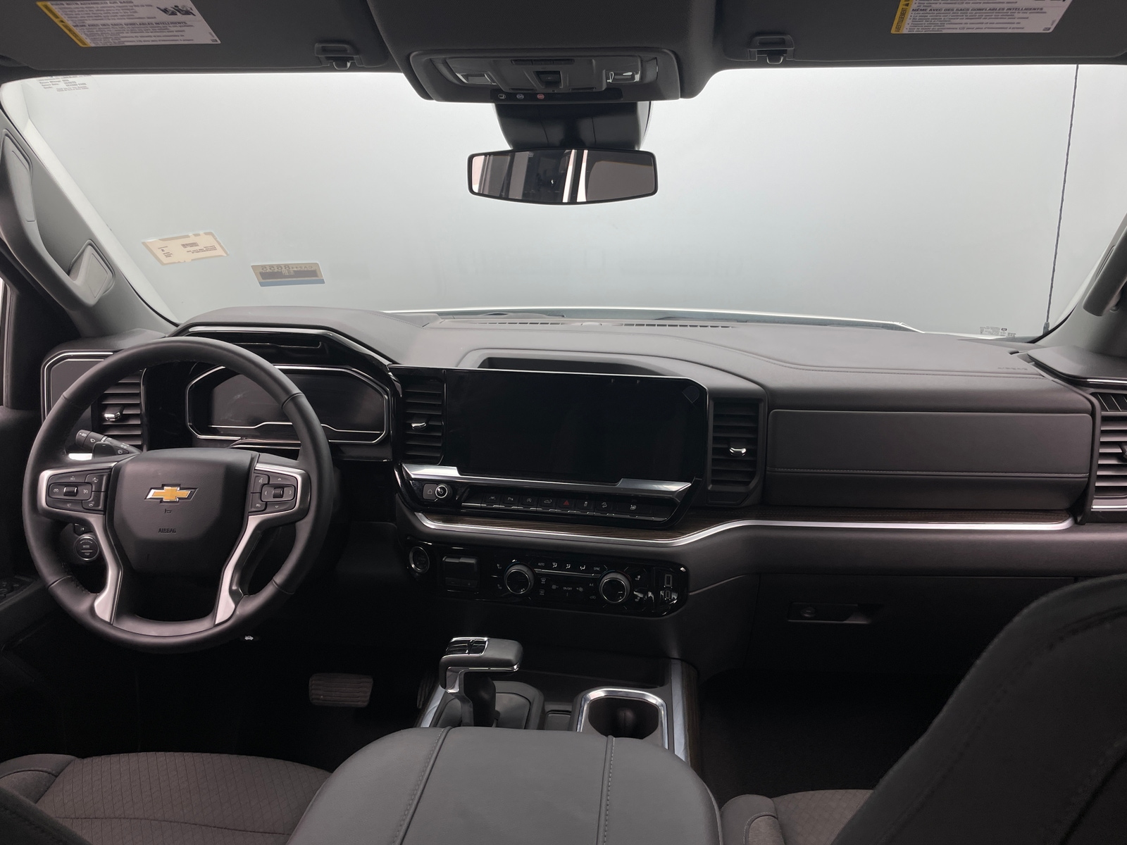 Thumbnail: 2025 Chevrolet Silverado 1500 - 3