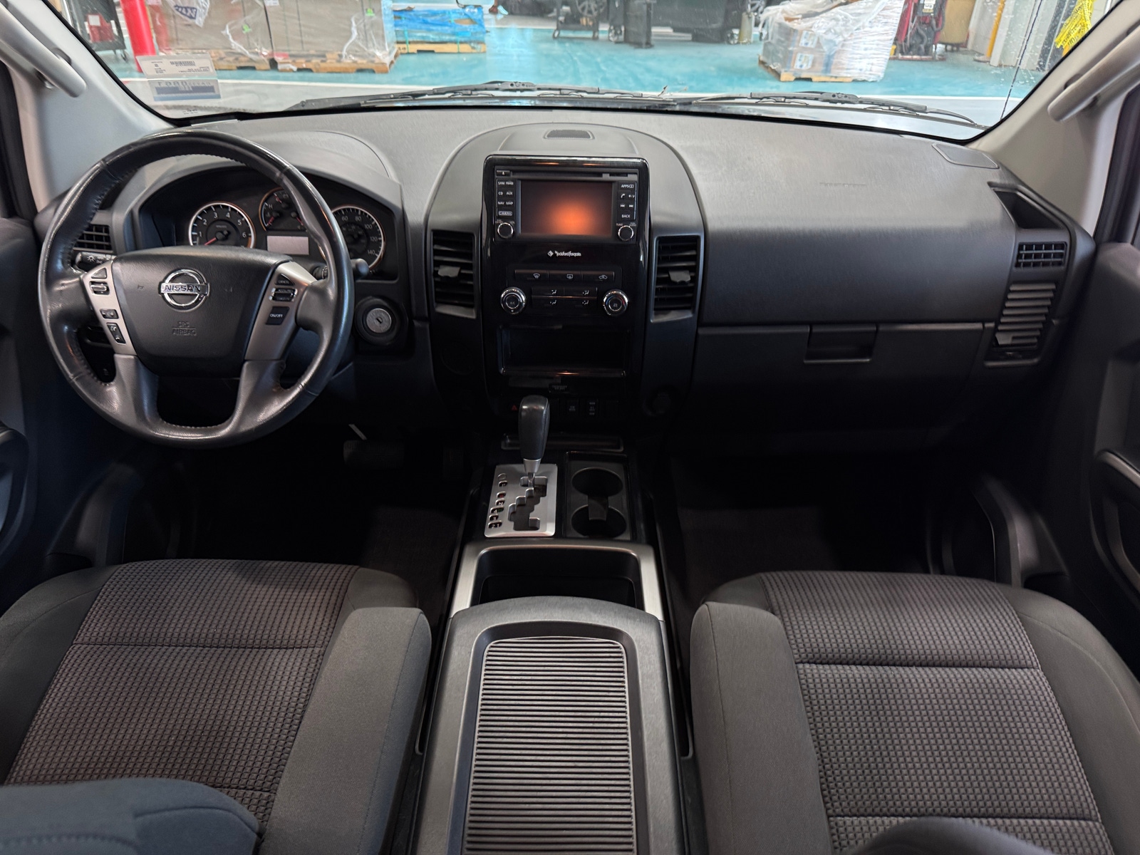 Thumbnail: 2015 Nissan Titan - 3