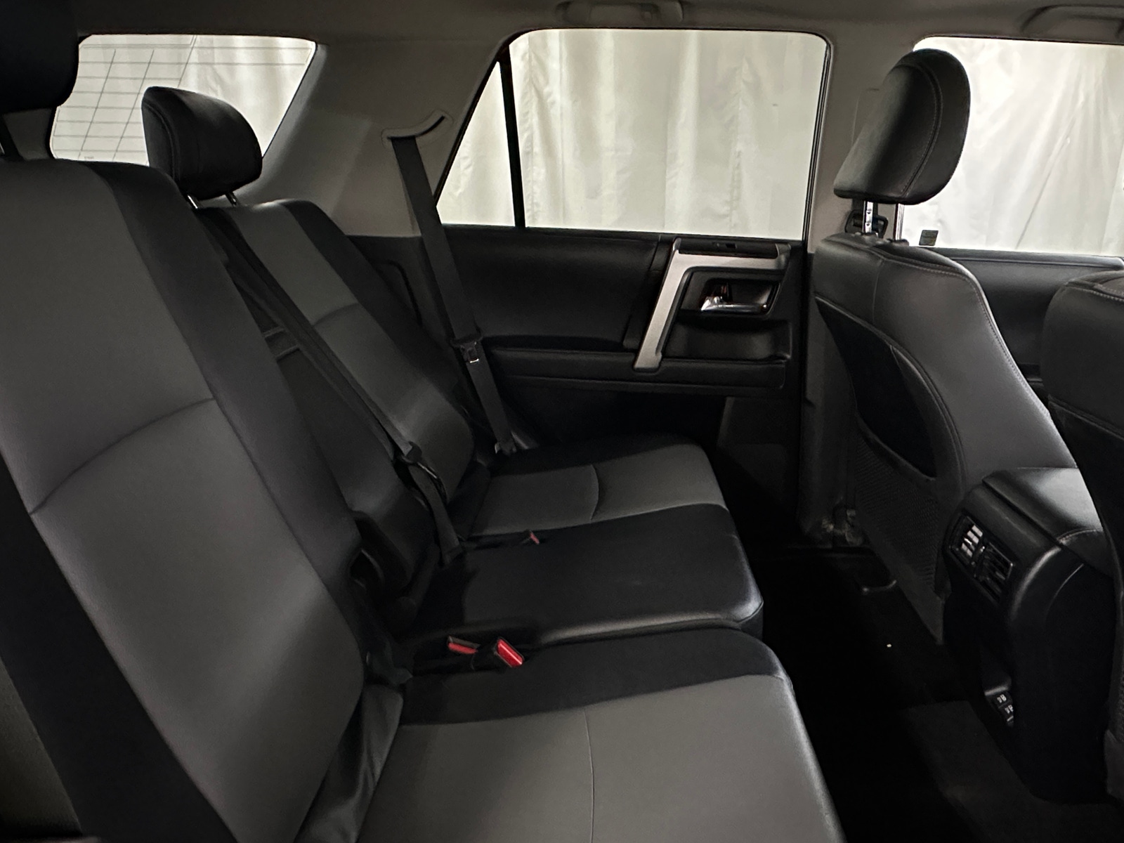 Thumbnail: 2020 Toyota 4Runner - 5