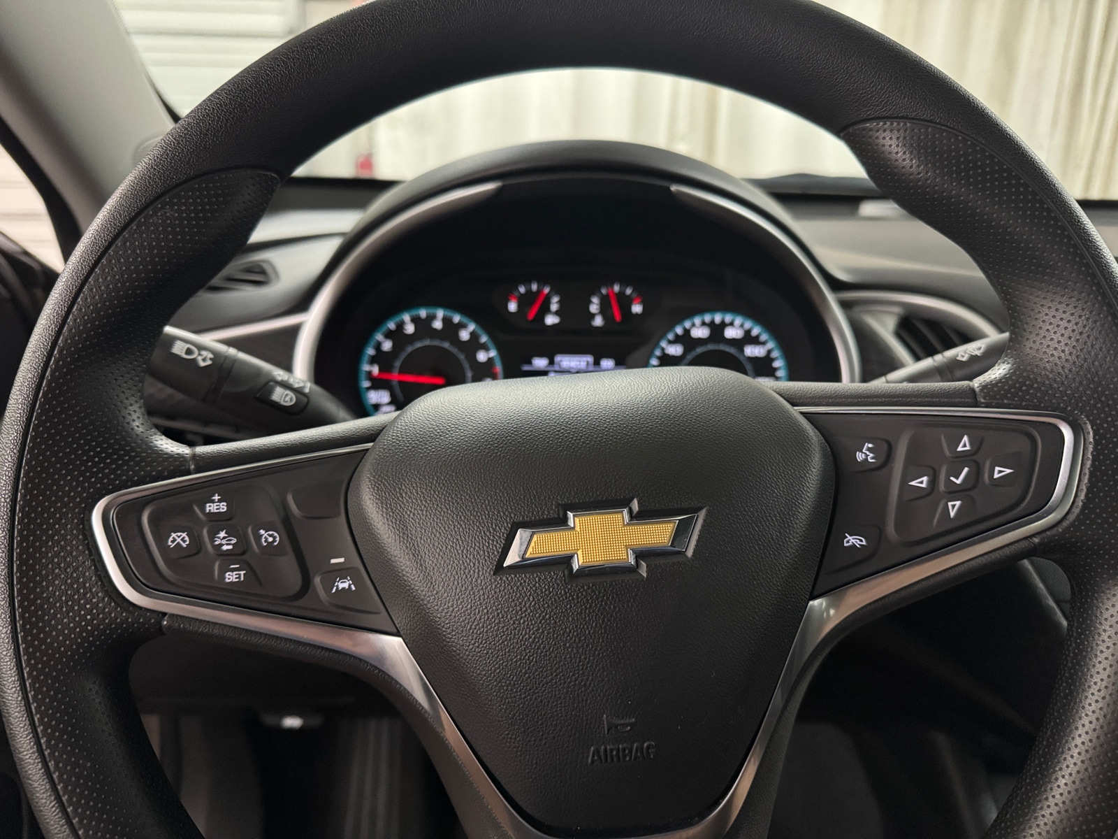 Thumbnail: 2024 Chevrolet Malibu - 5