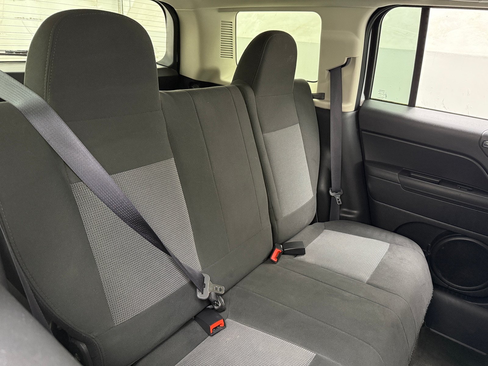 Thumbnail: 2017 Jeep Patriot - 6