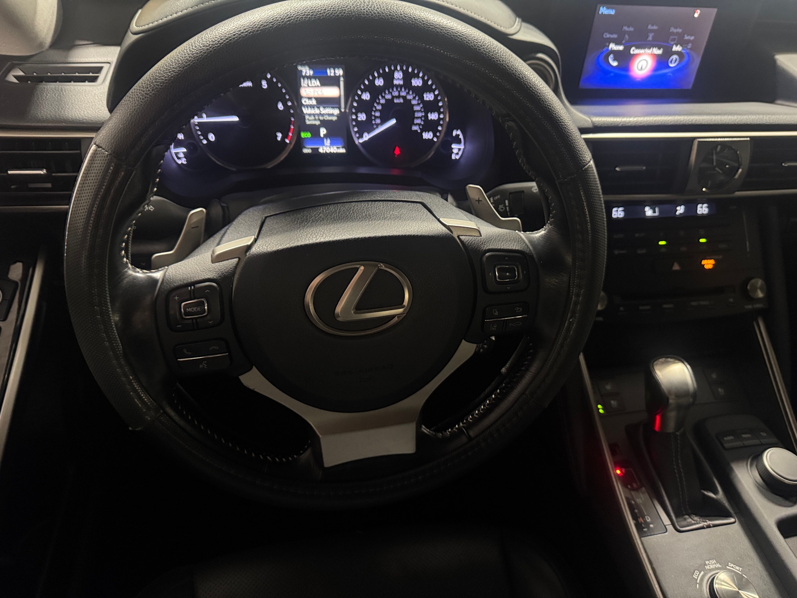 Thumbnail: 2017 Lexus IS - 4