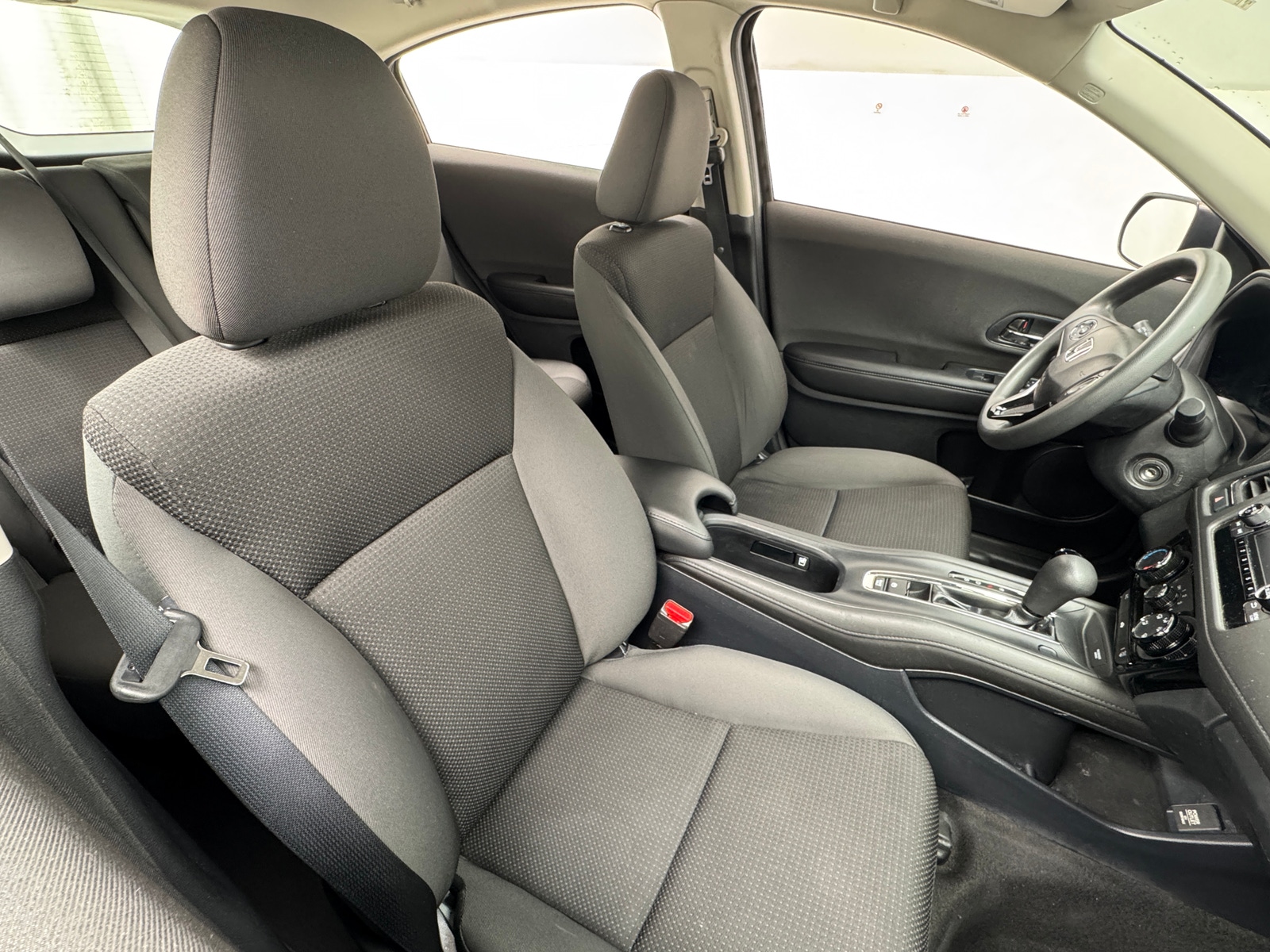 Thumbnail: 2019 Honda HR-V - 2