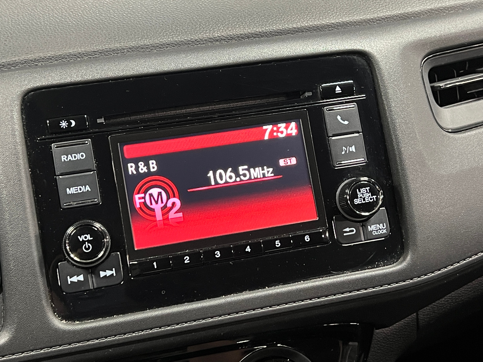 Thumbnail: 2019 Honda HR-V - 4