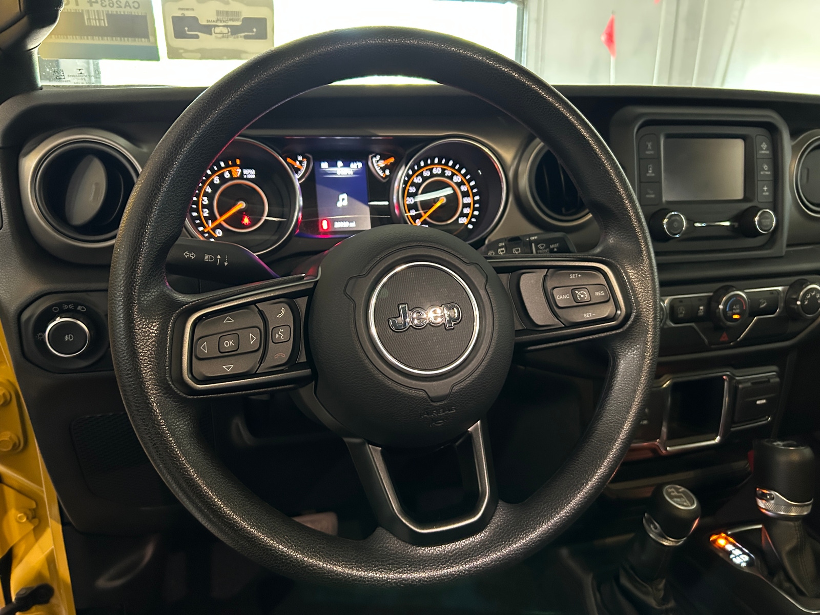 Thumbnail: 2019 Jeep Wrangler - 5