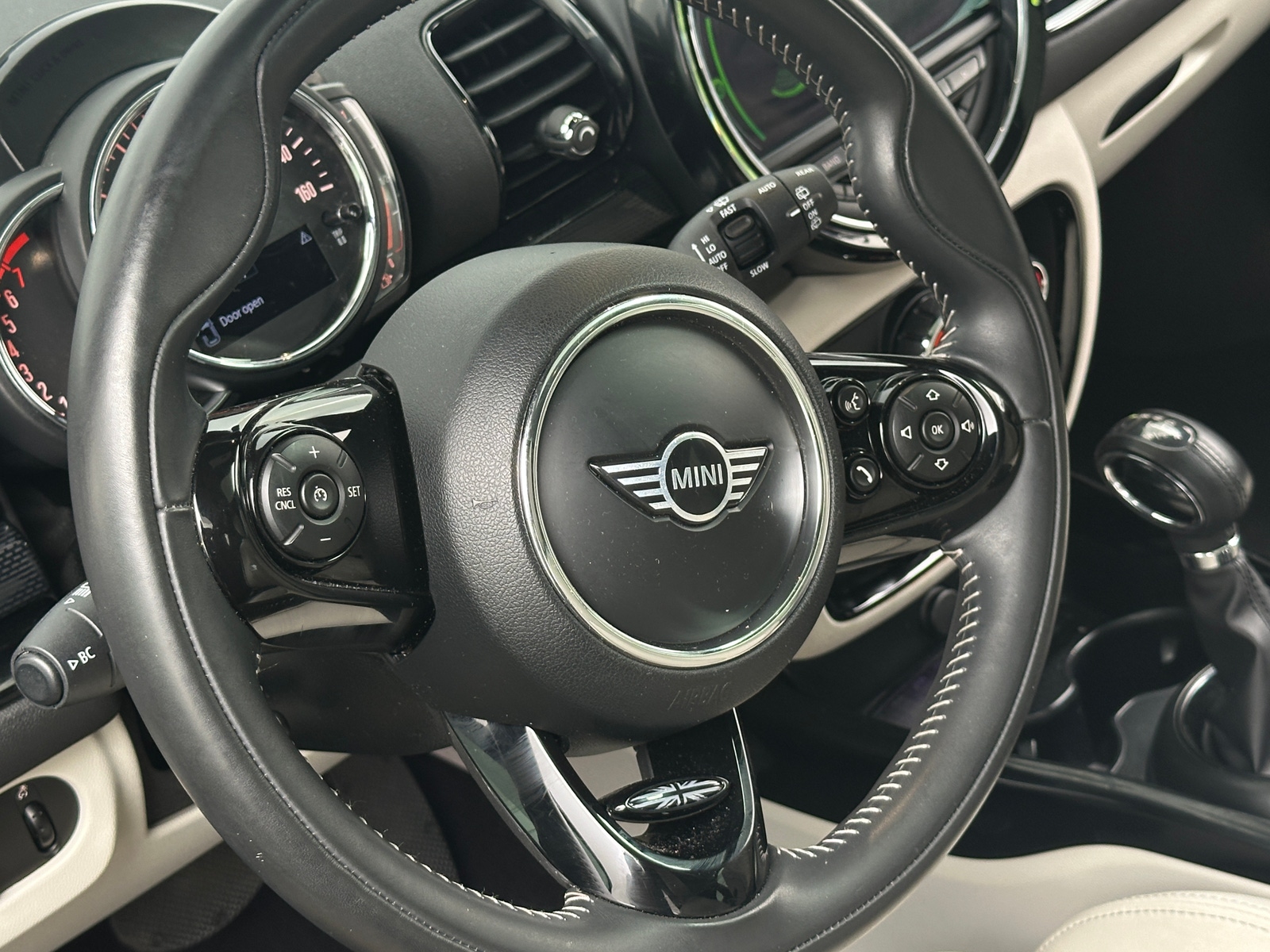 Thumbnail: 2019 MINI Cooper Clubman - 4