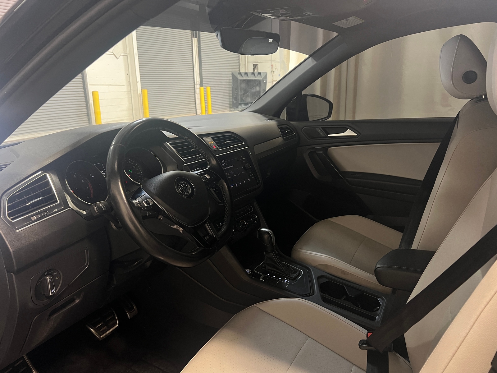 Thumbnail: 2021 Volkswagen Tiguan - 2