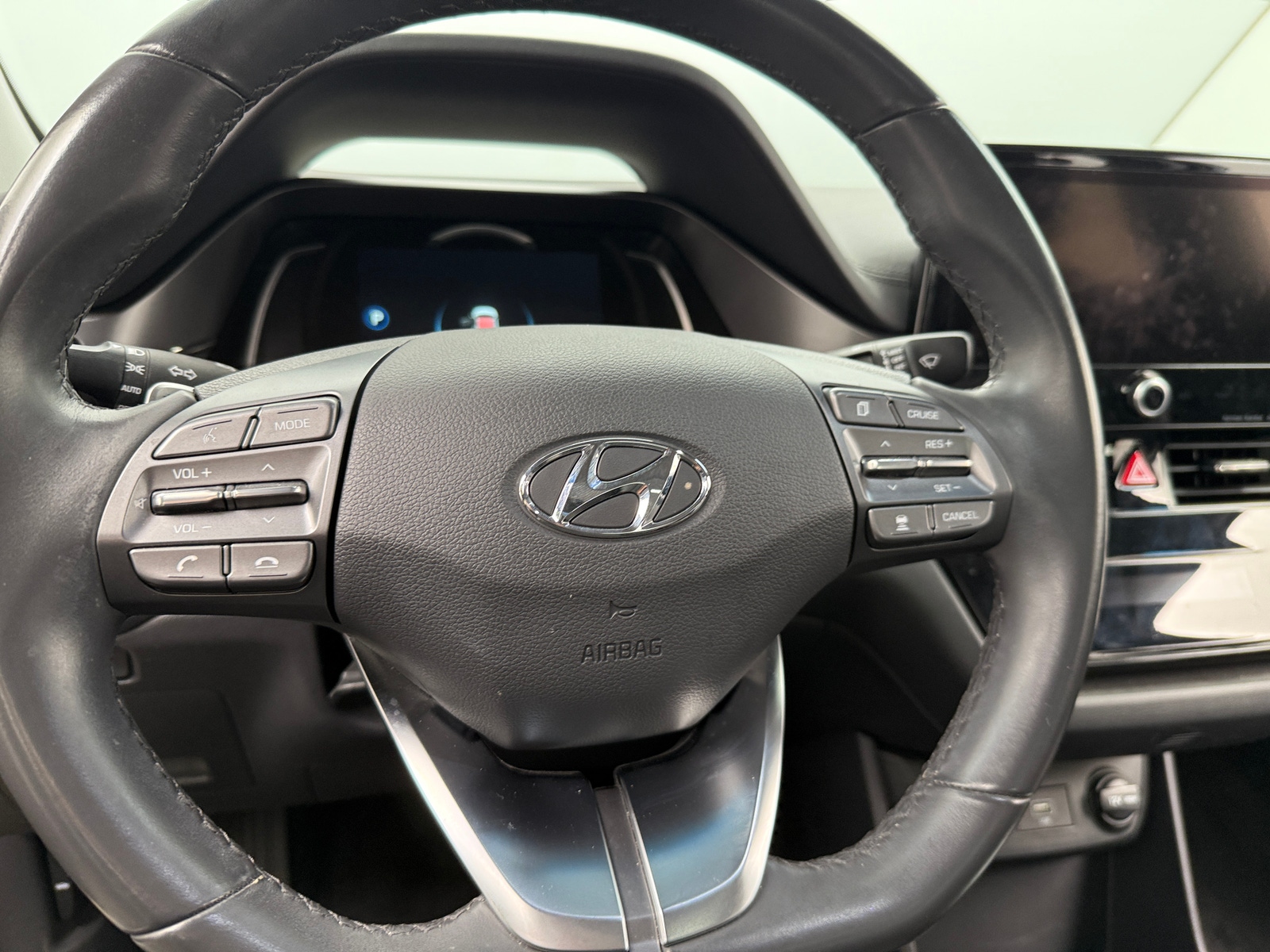 Thumbnail: 2020 Hyundai Ioniq - 4