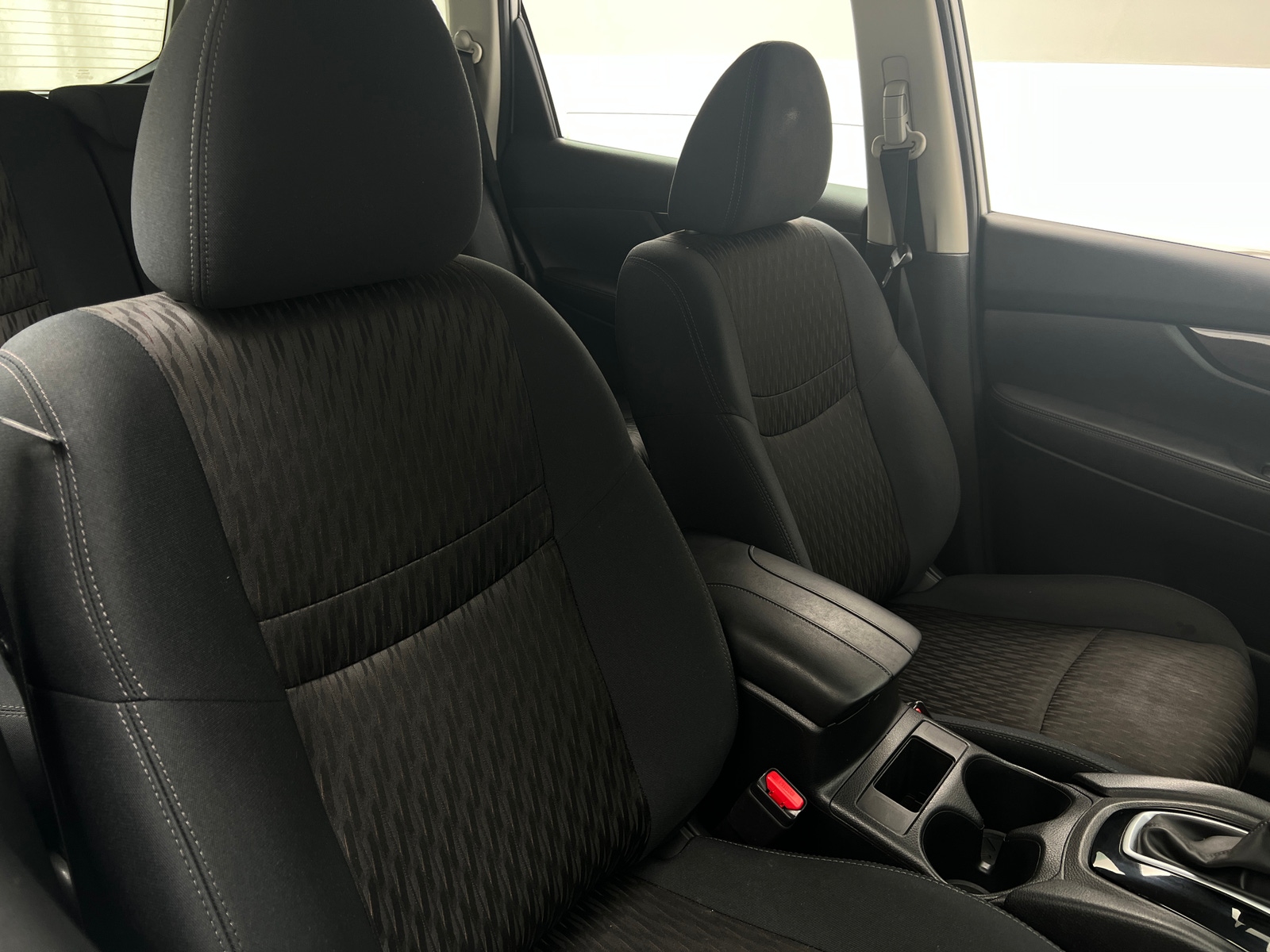 Thumbnail: 2019 Nissan Rogue - 2