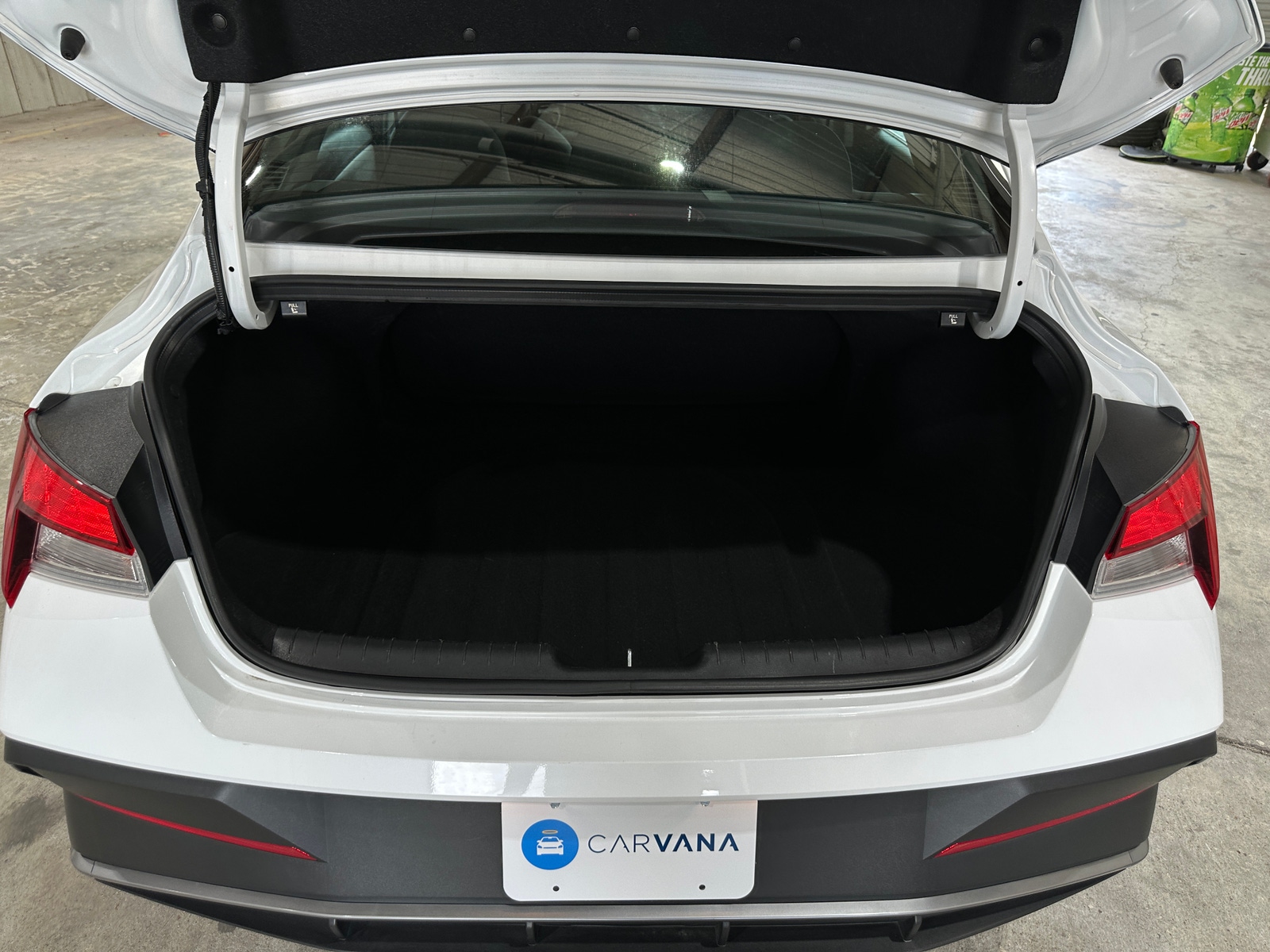 Thumbnail: 2024 Hyundai Elantra - 7