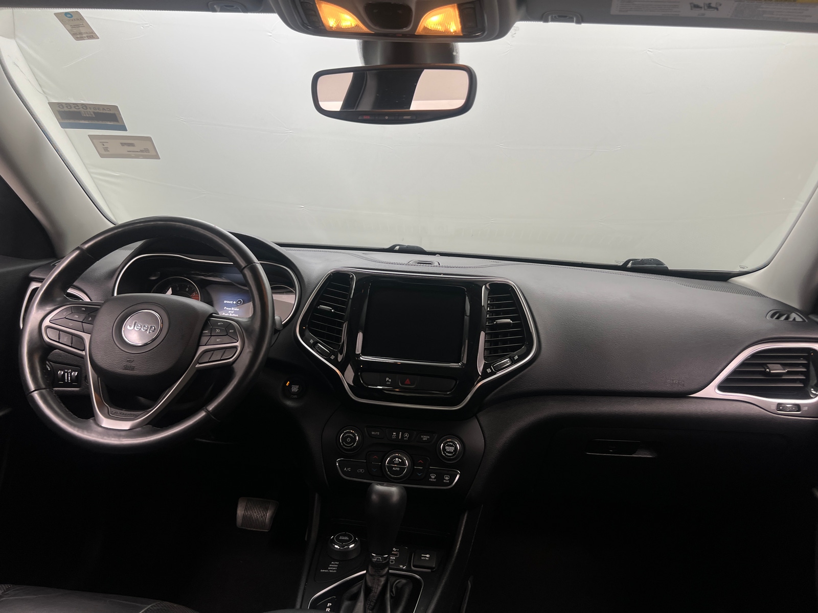 Thumbnail: 2019 Jeep Cherokee - 2