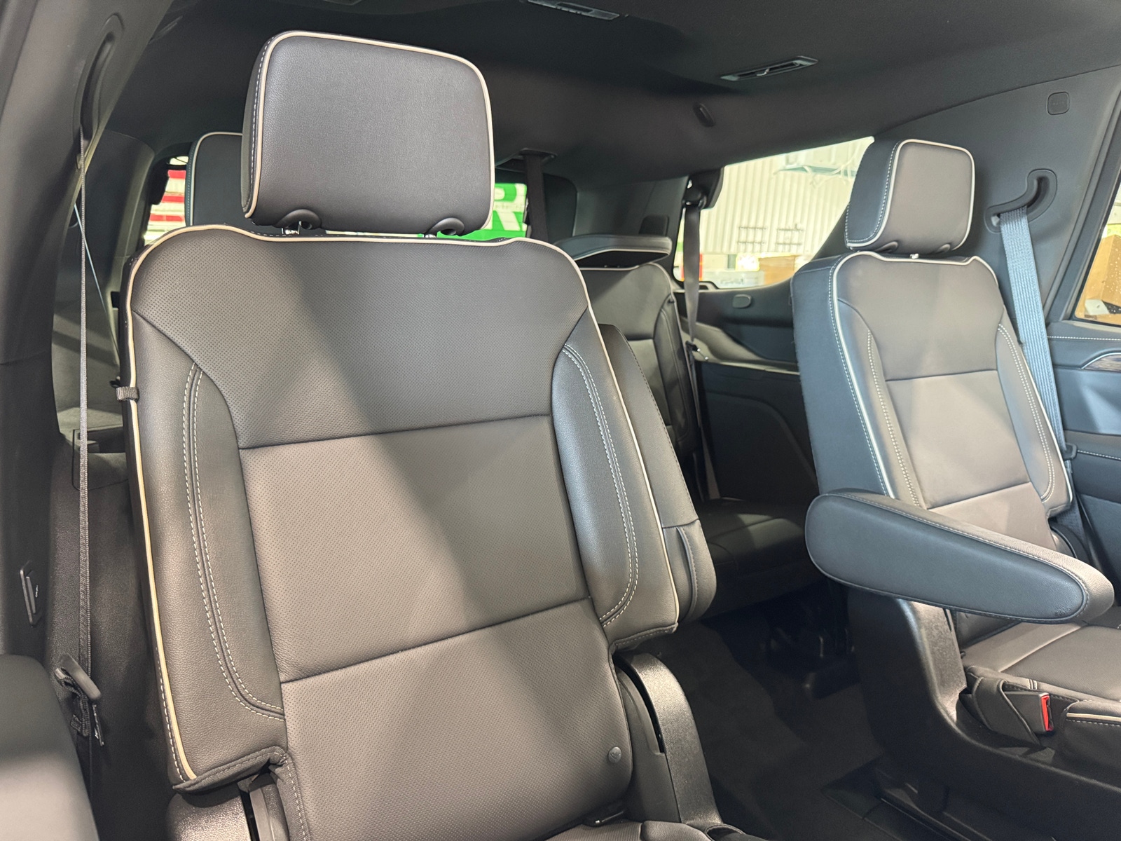 Thumbnail: 2024 Chevrolet Tahoe - 6