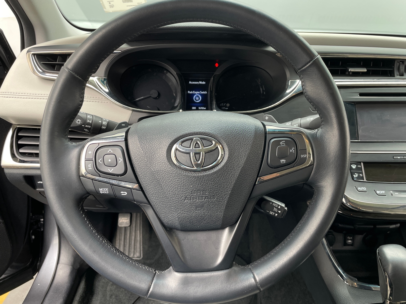Thumbnail: 2013 Toyota Avalon - 4