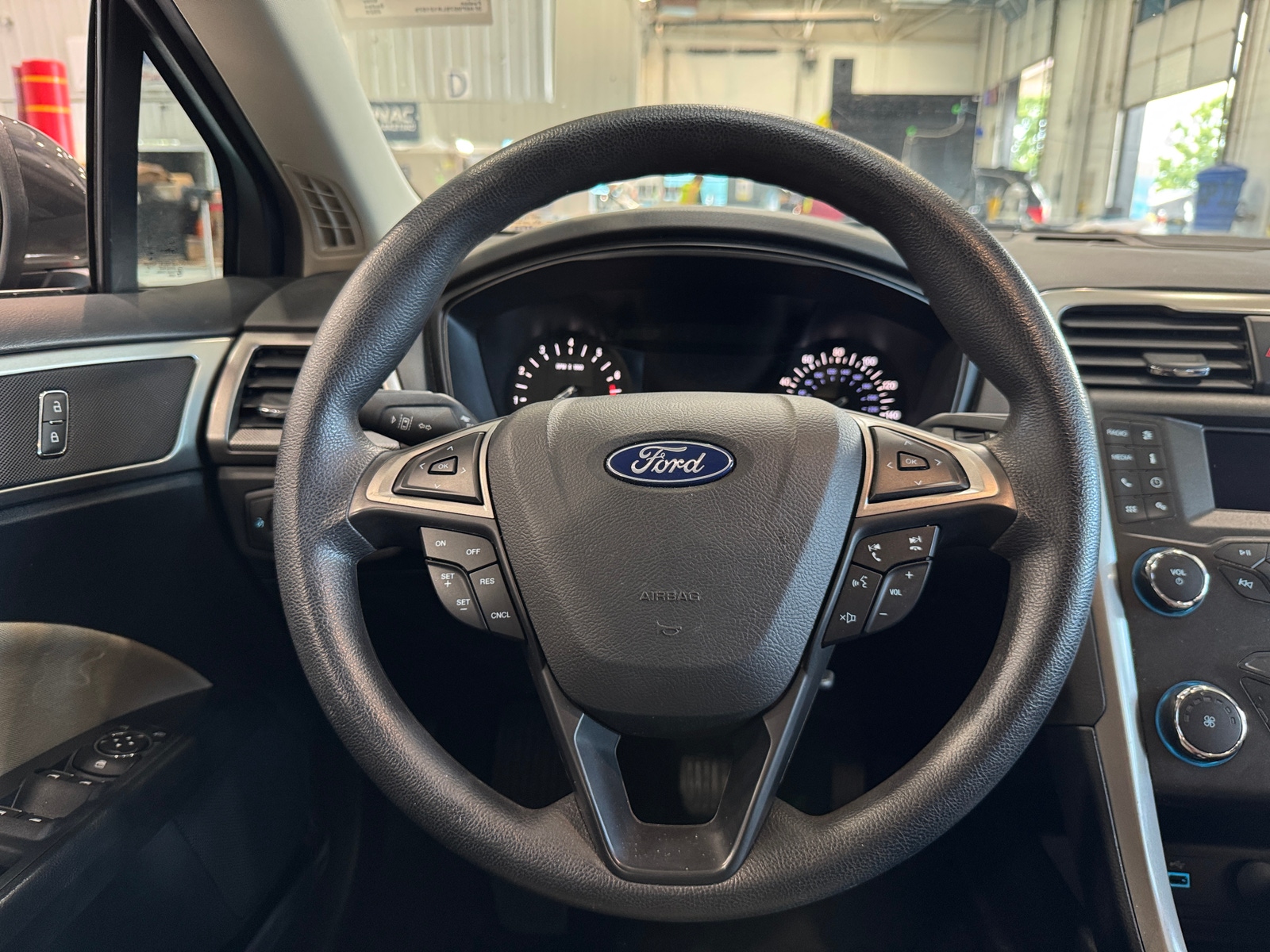 Thumbnail: 2020 Ford Fusion - 5