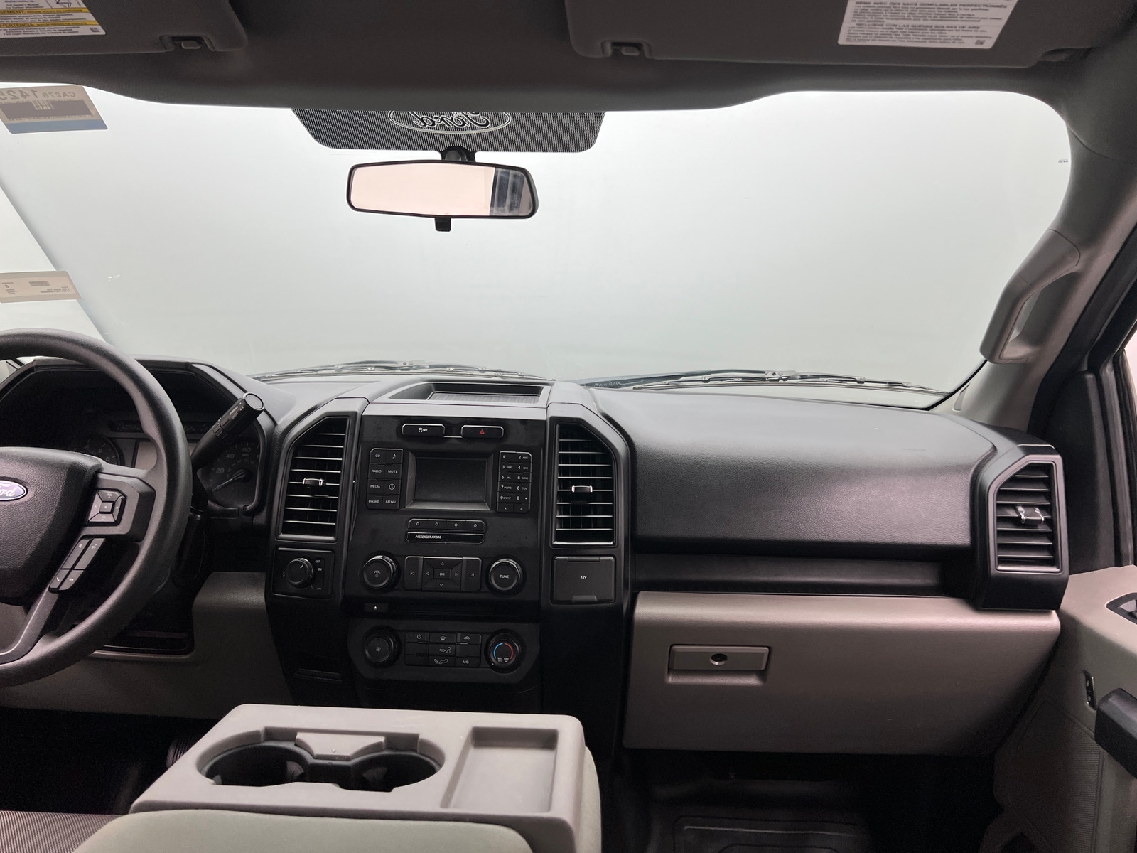 Thumbnail: 2015 Ford Econoline - 3