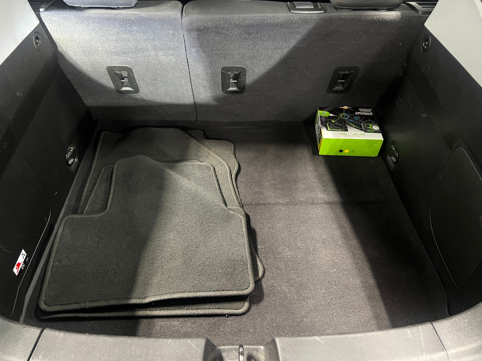 Thumbnail: 2017 Chevrolet Volt - 7