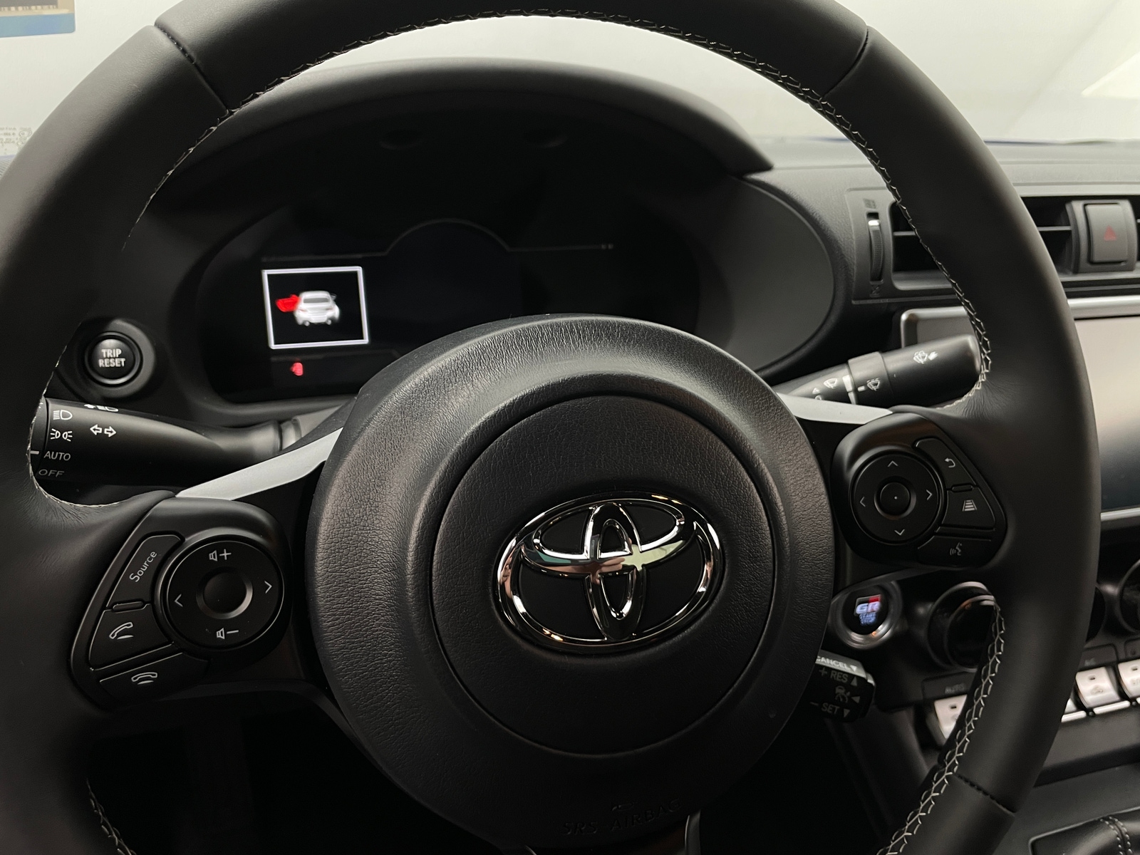 Thumbnail: 2025 Toyota GR86 - 4