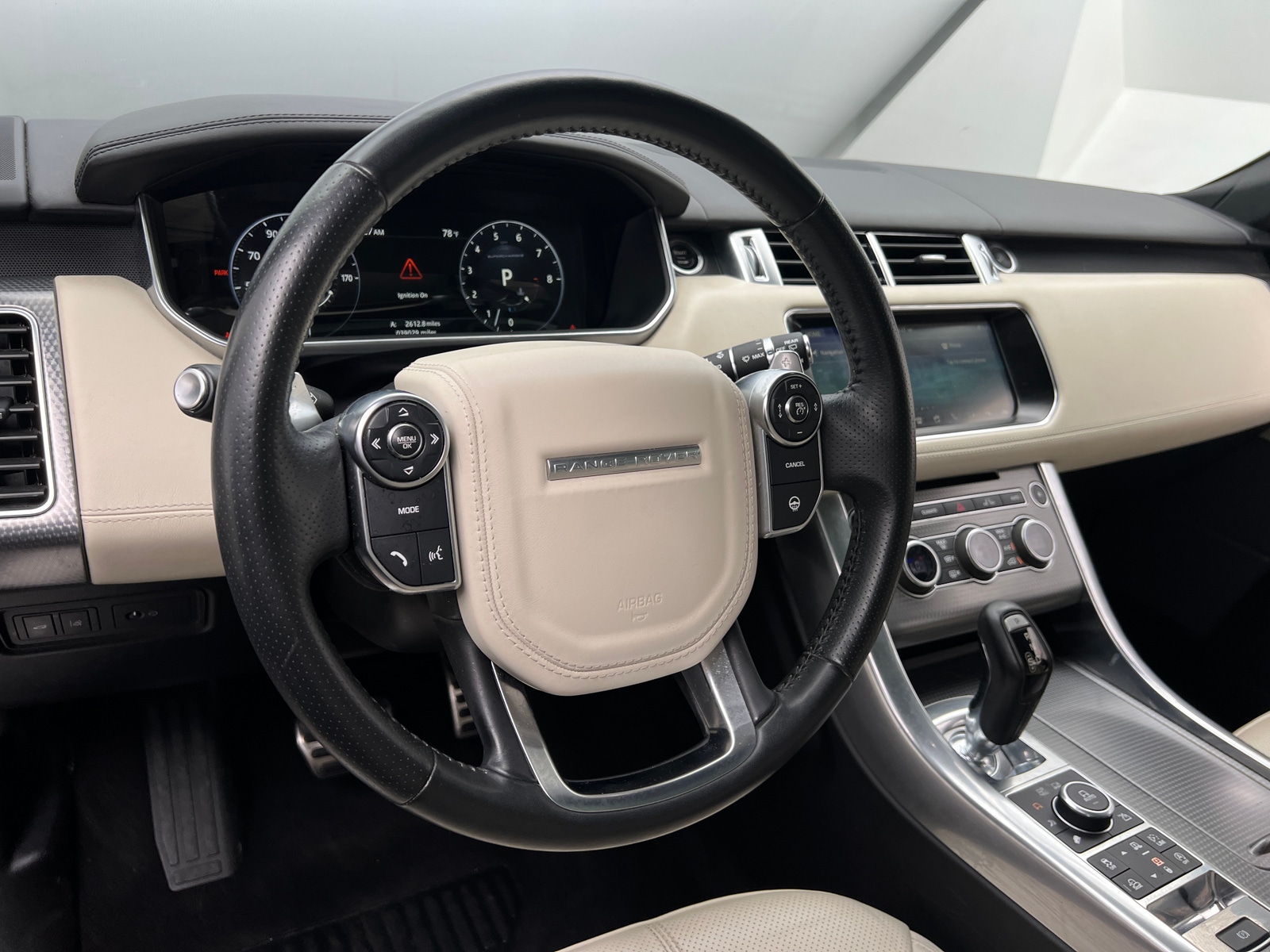 Thumbnail: 2017 Land Rover Range Rover Sport - 4