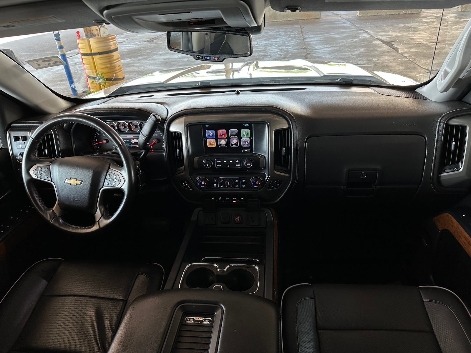 Thumbnail: 2017 Chevrolet Silverado 1500 - 2