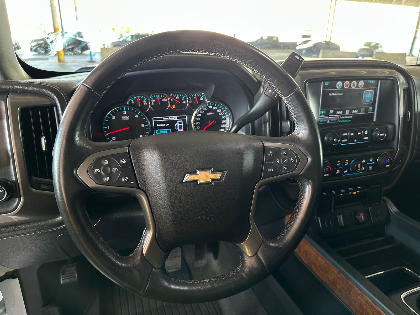 Thumbnail: 2017 Chevrolet Silverado 1500 - 4