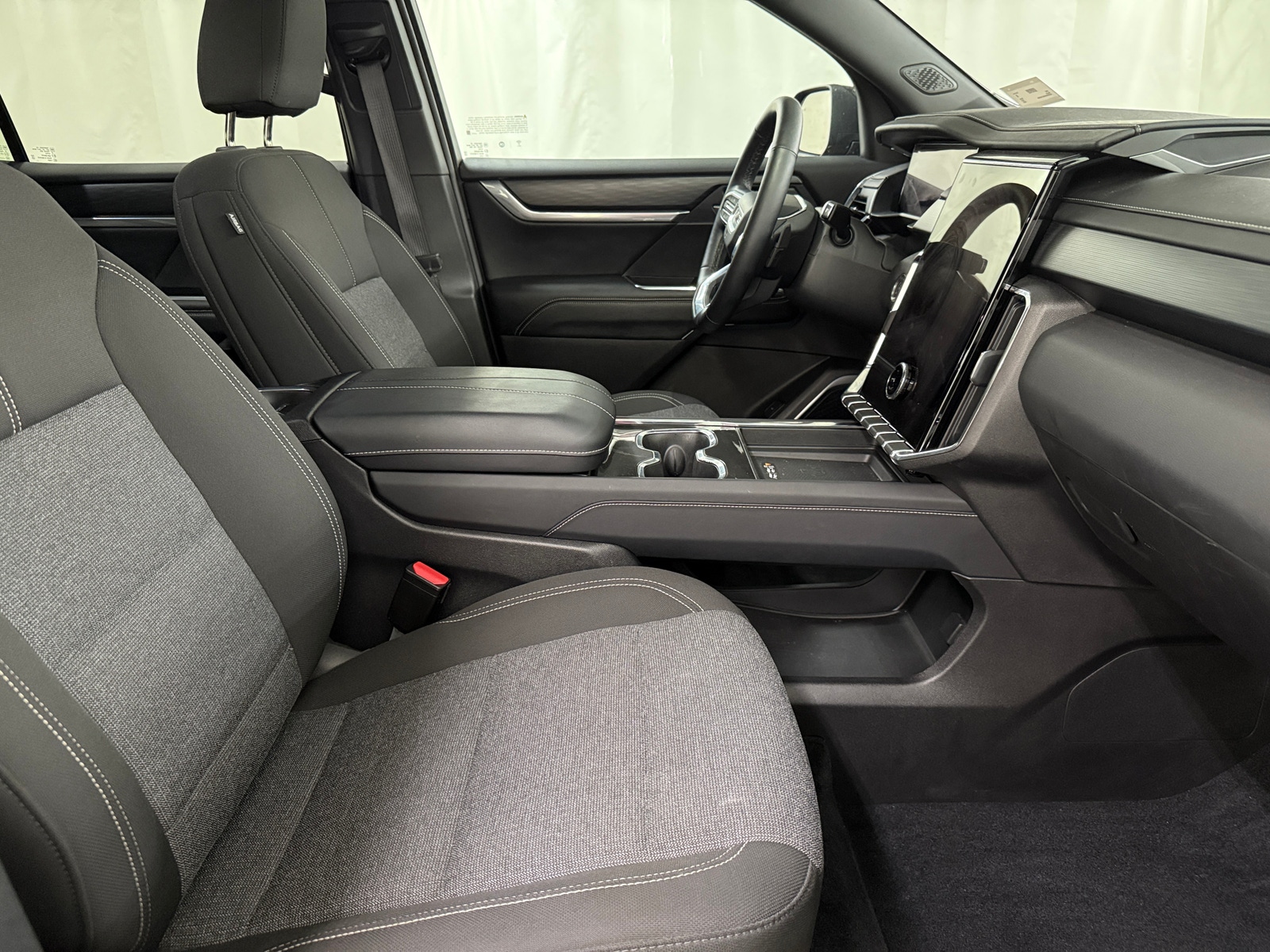 Thumbnail: 2025 GMC Acadia - 2
