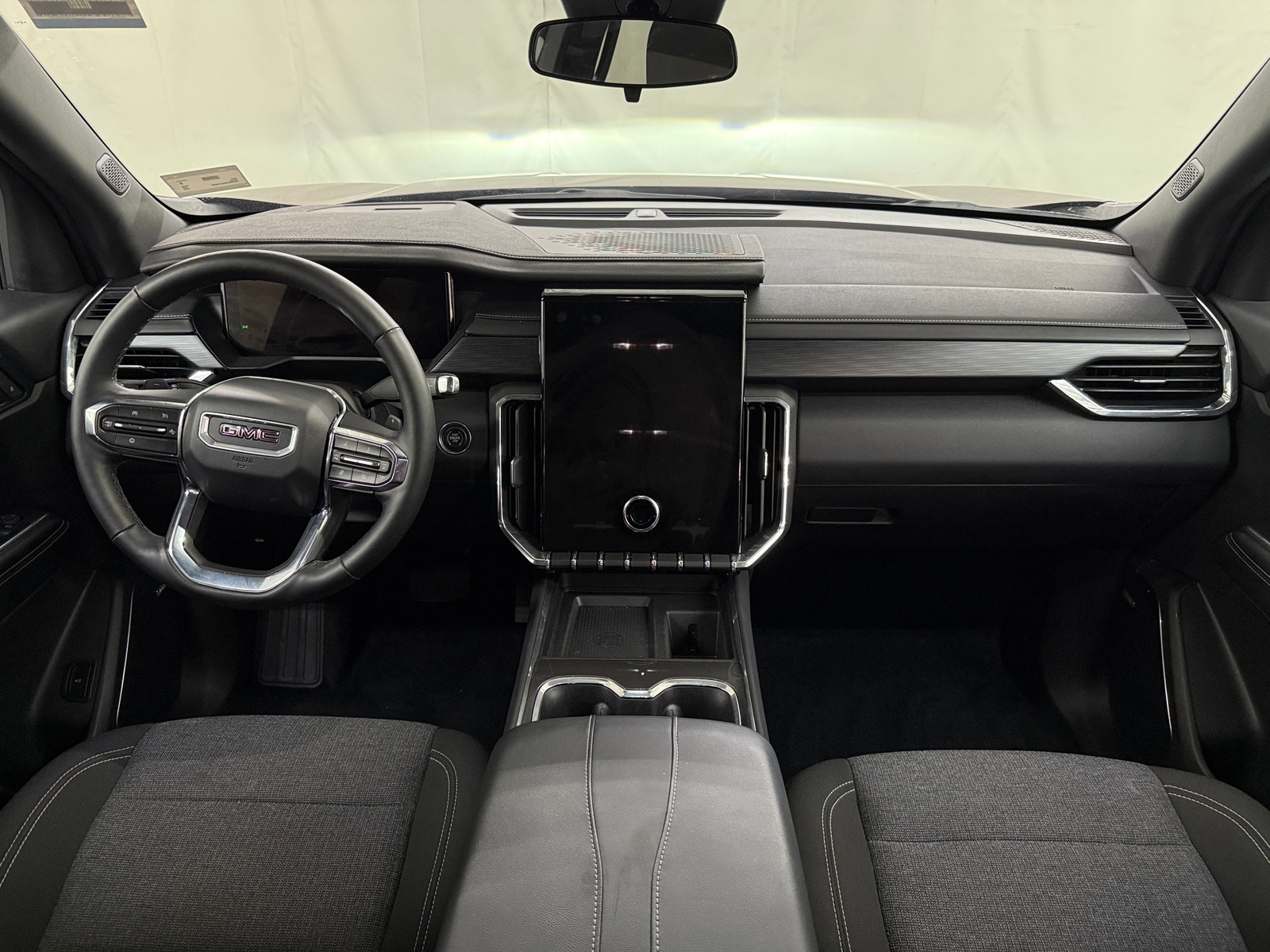 Thumbnail: 2025 GMC Acadia - 3