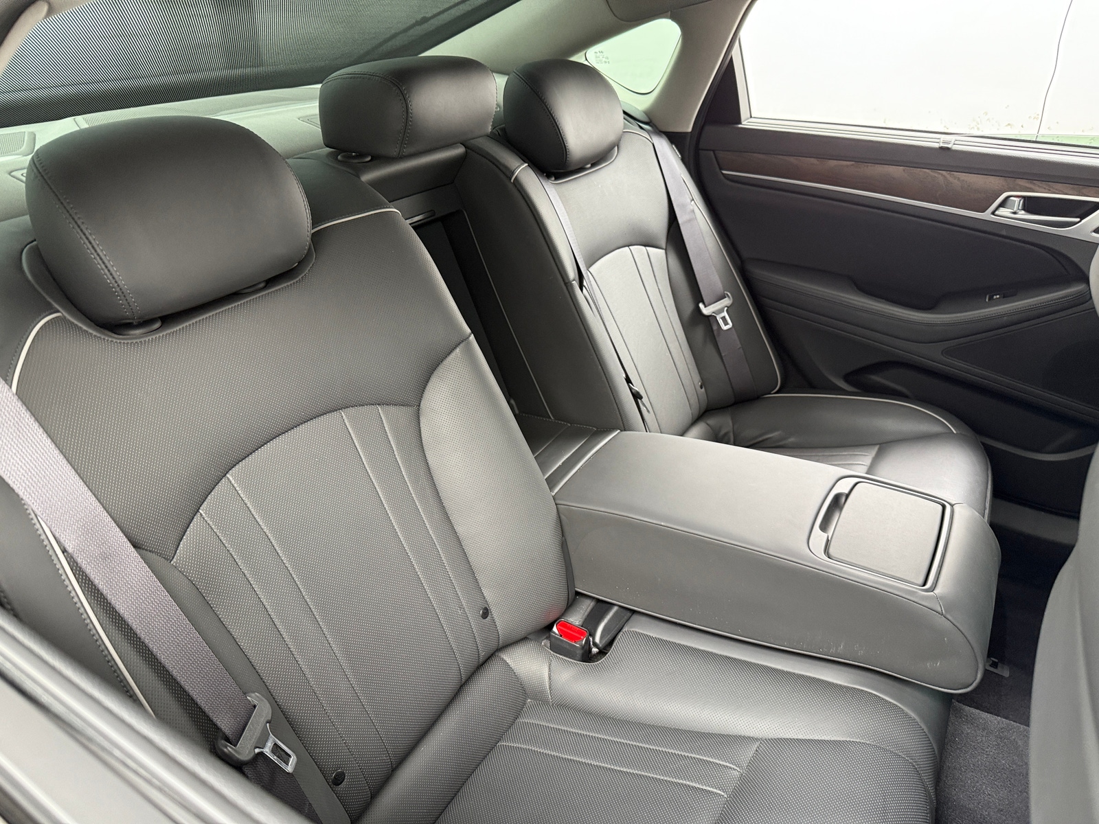 Thumbnail: 2015 Hyundai Genesis - 5