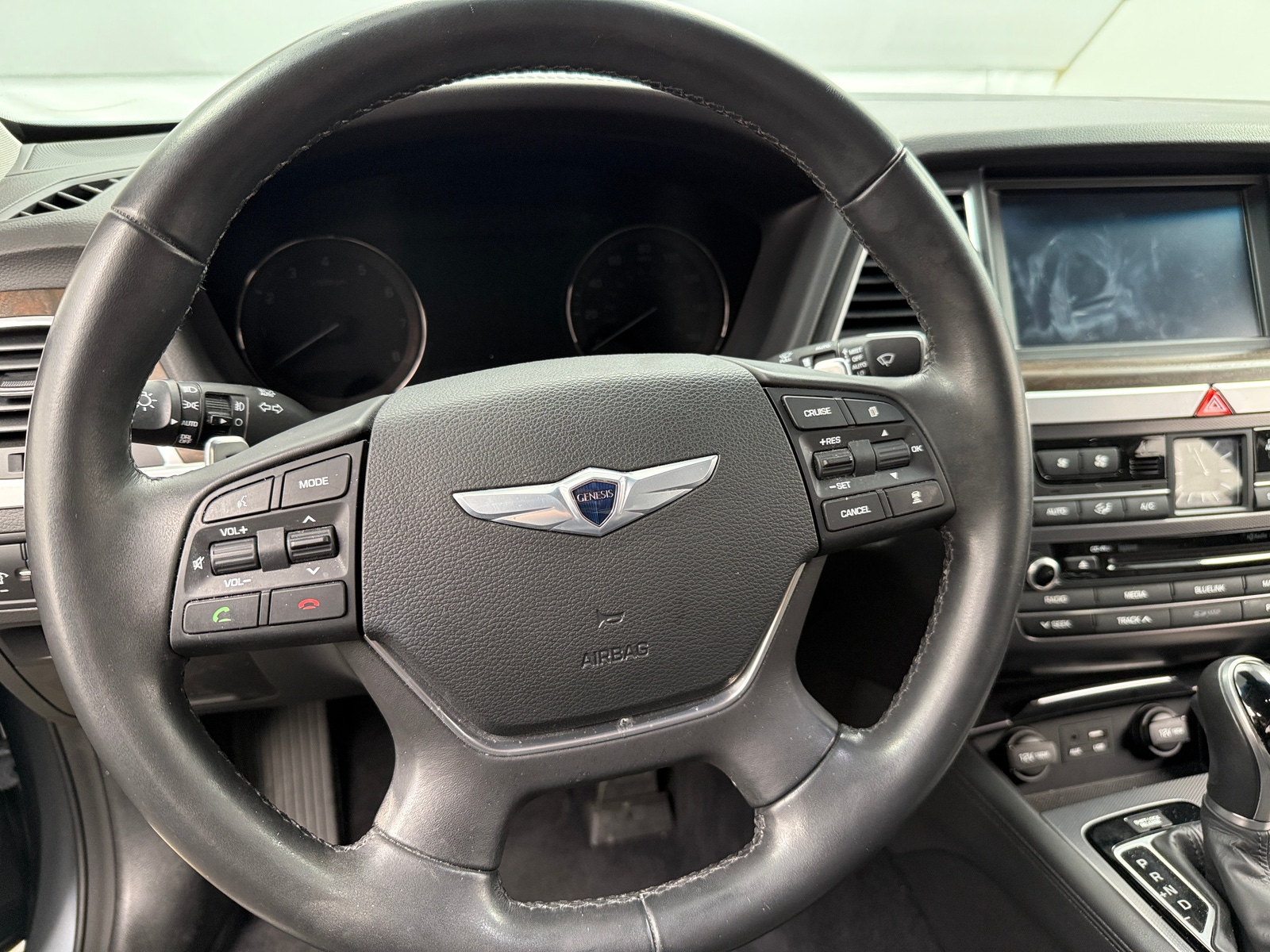 Thumbnail: 2015 Hyundai Genesis - 4